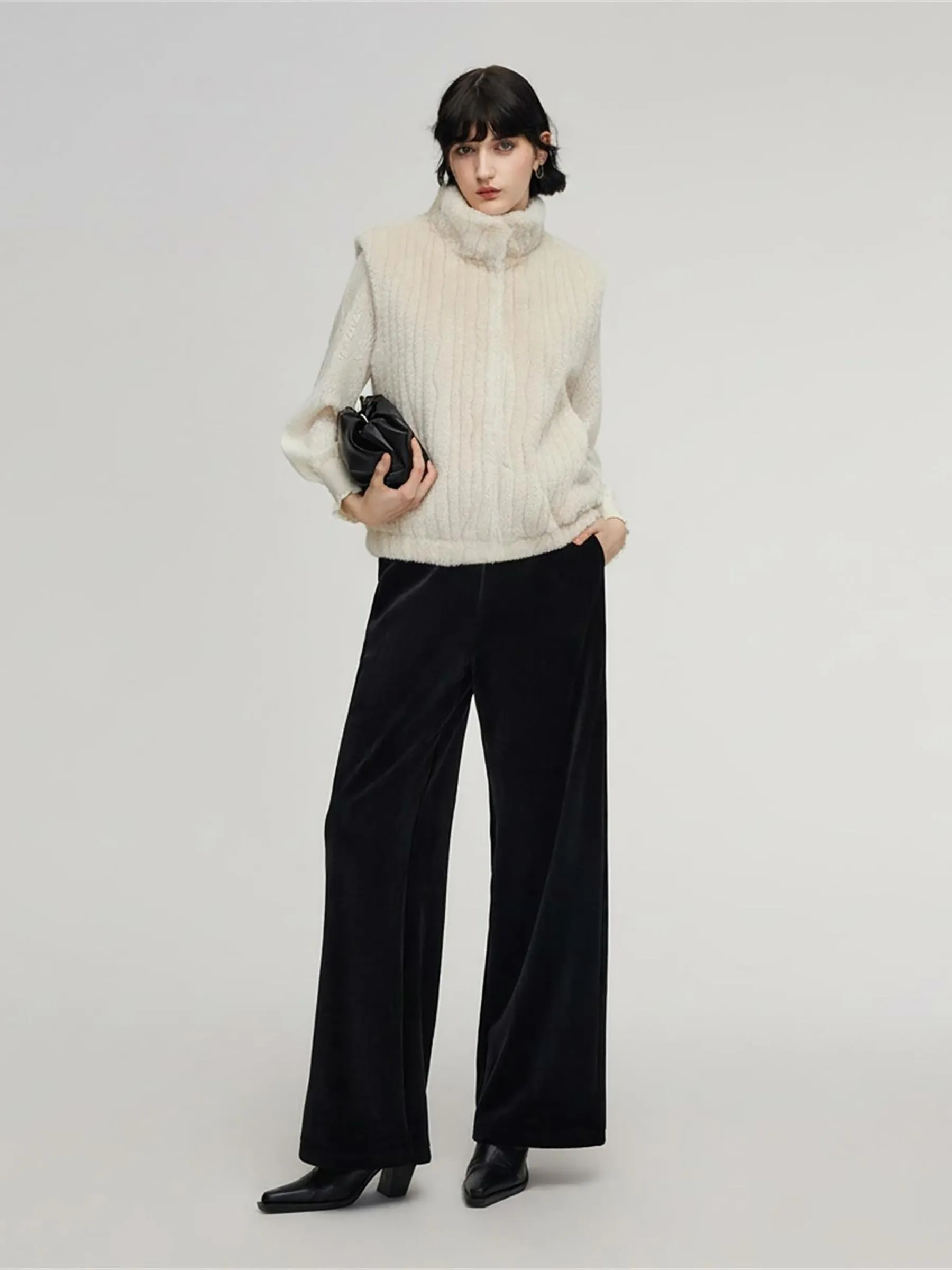 Eco-friendly Fur Button Up Women Vest sold by Goelia product image thumbnail 2