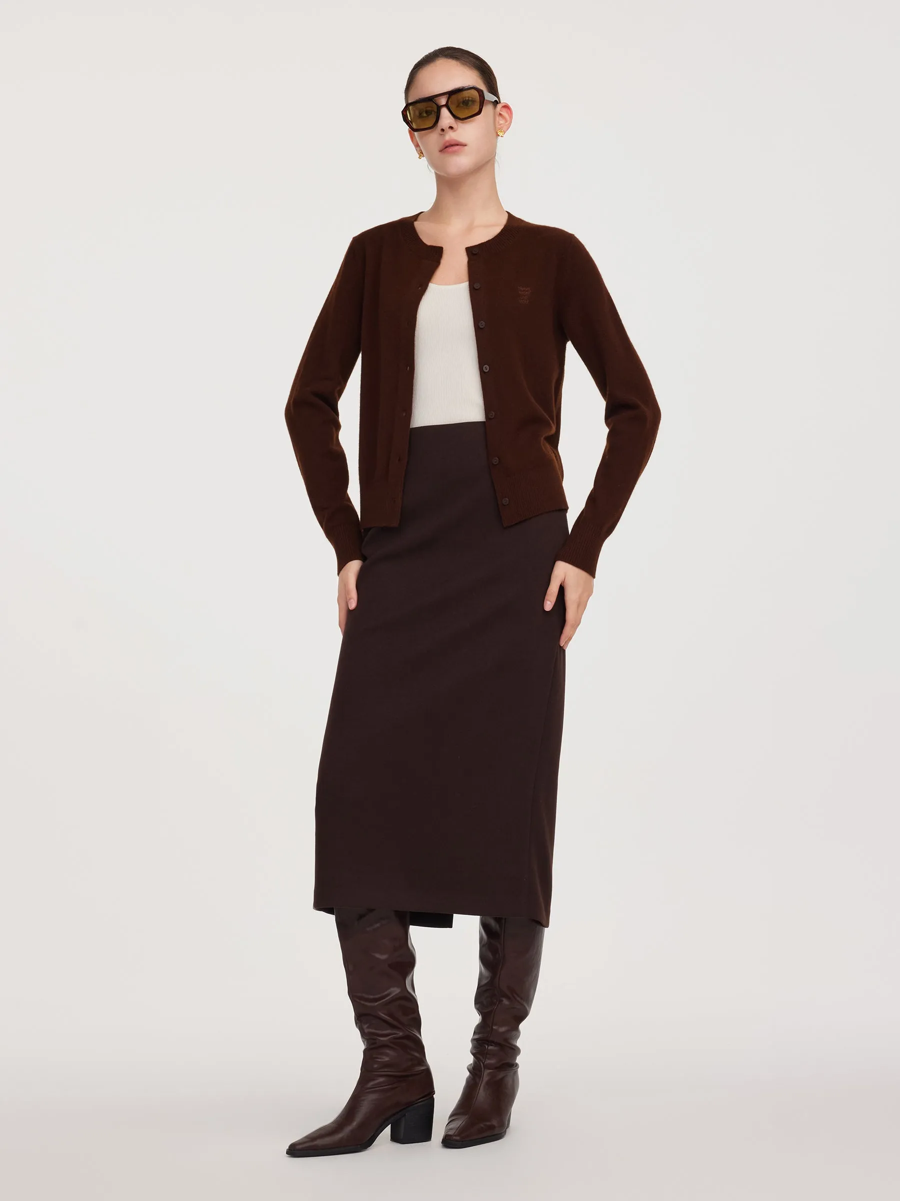 Back Slit Column Women Knit Skirt sold by Goelia product image thumbnail 4