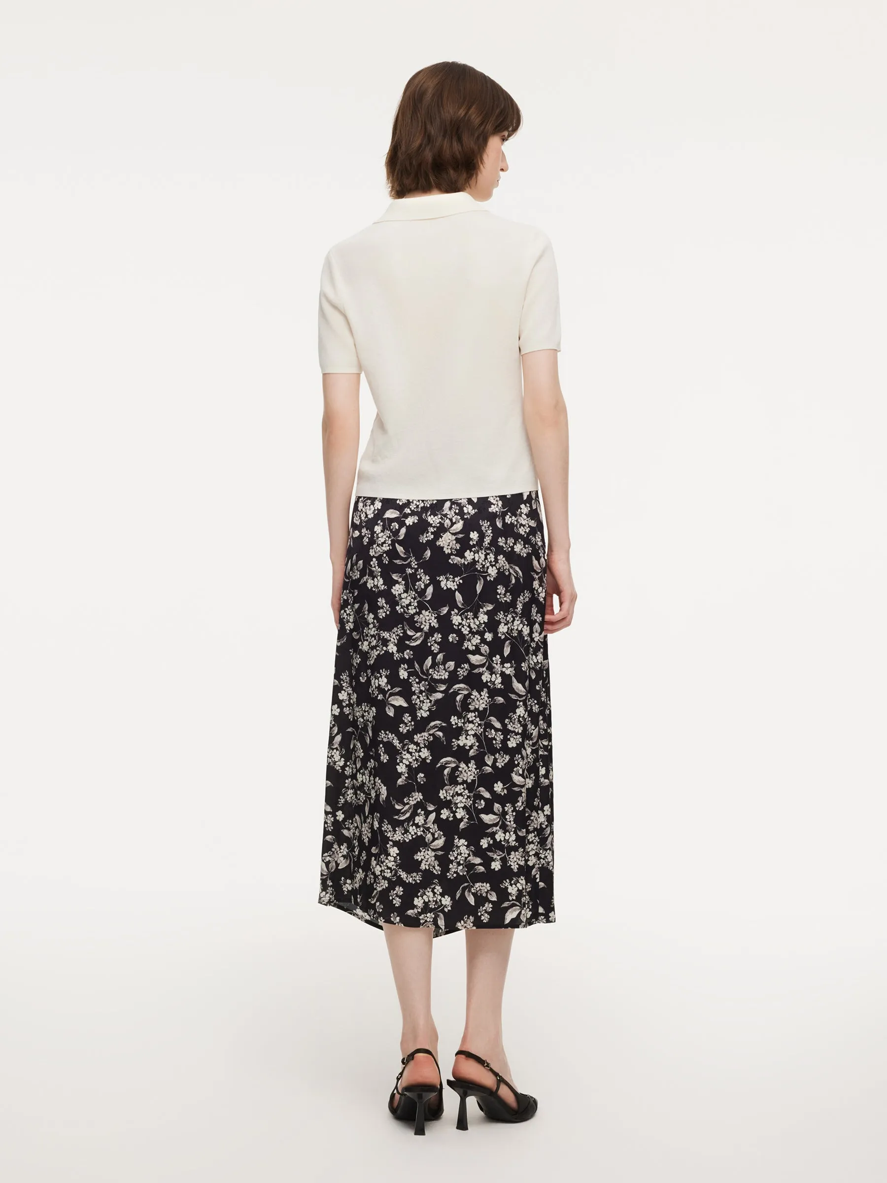 Floral Print Side Slit Twist Front Women H-Line Skirt sold by Goelia product image thumbnail 3