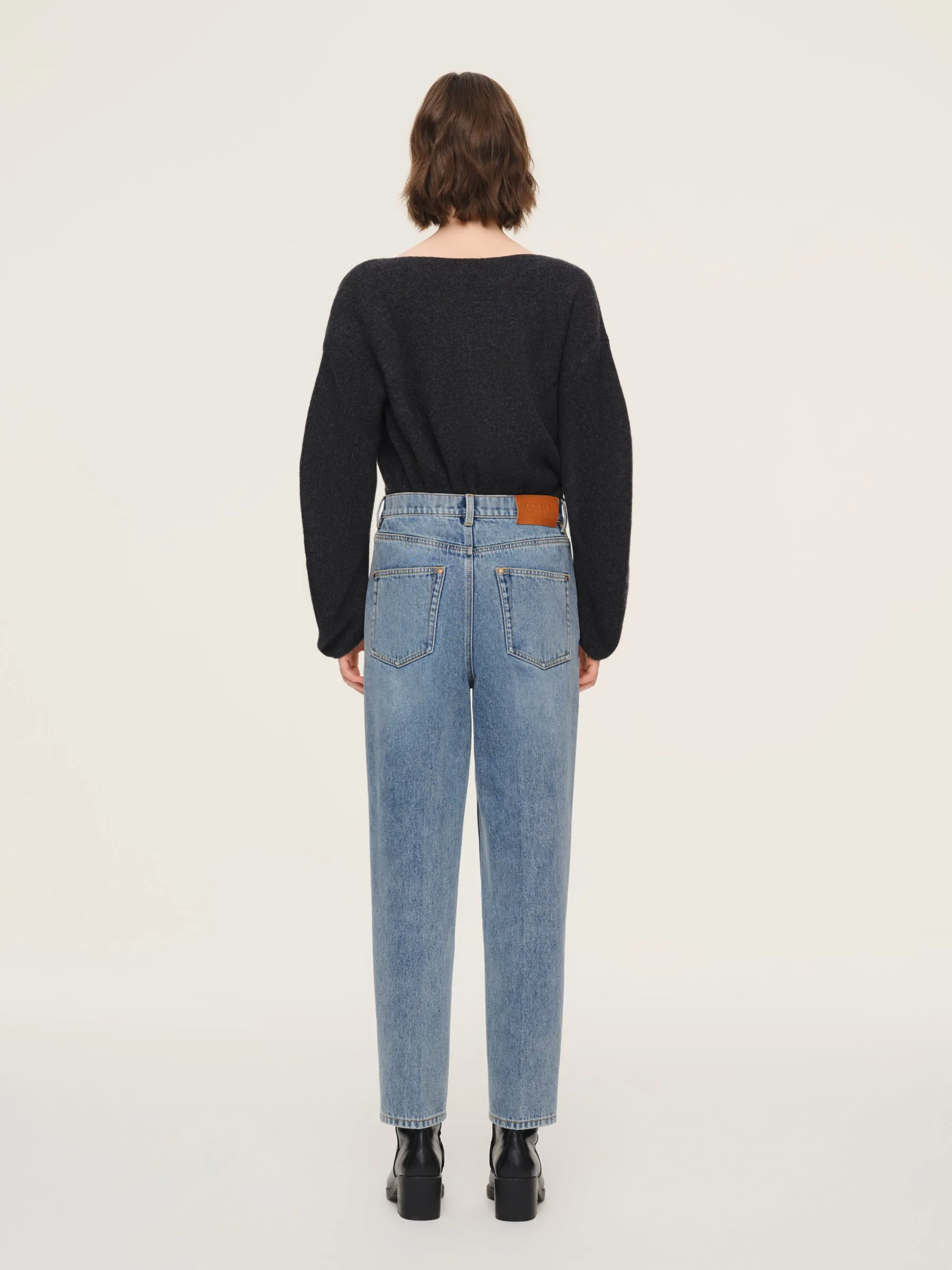 100% Cotton Denim Women Tapered Ankle Jeans sold by Goelia product image thumbnail 3