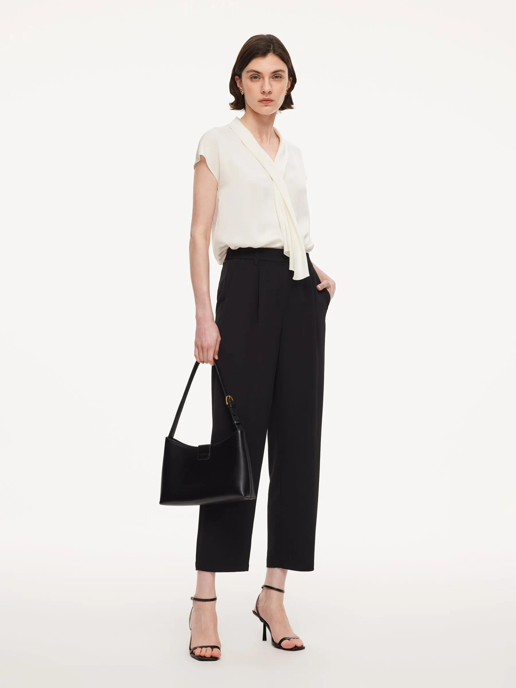 Four-Way Stretch Women Tapered Cropped Pants sold by Goelia product image thumbnail 4