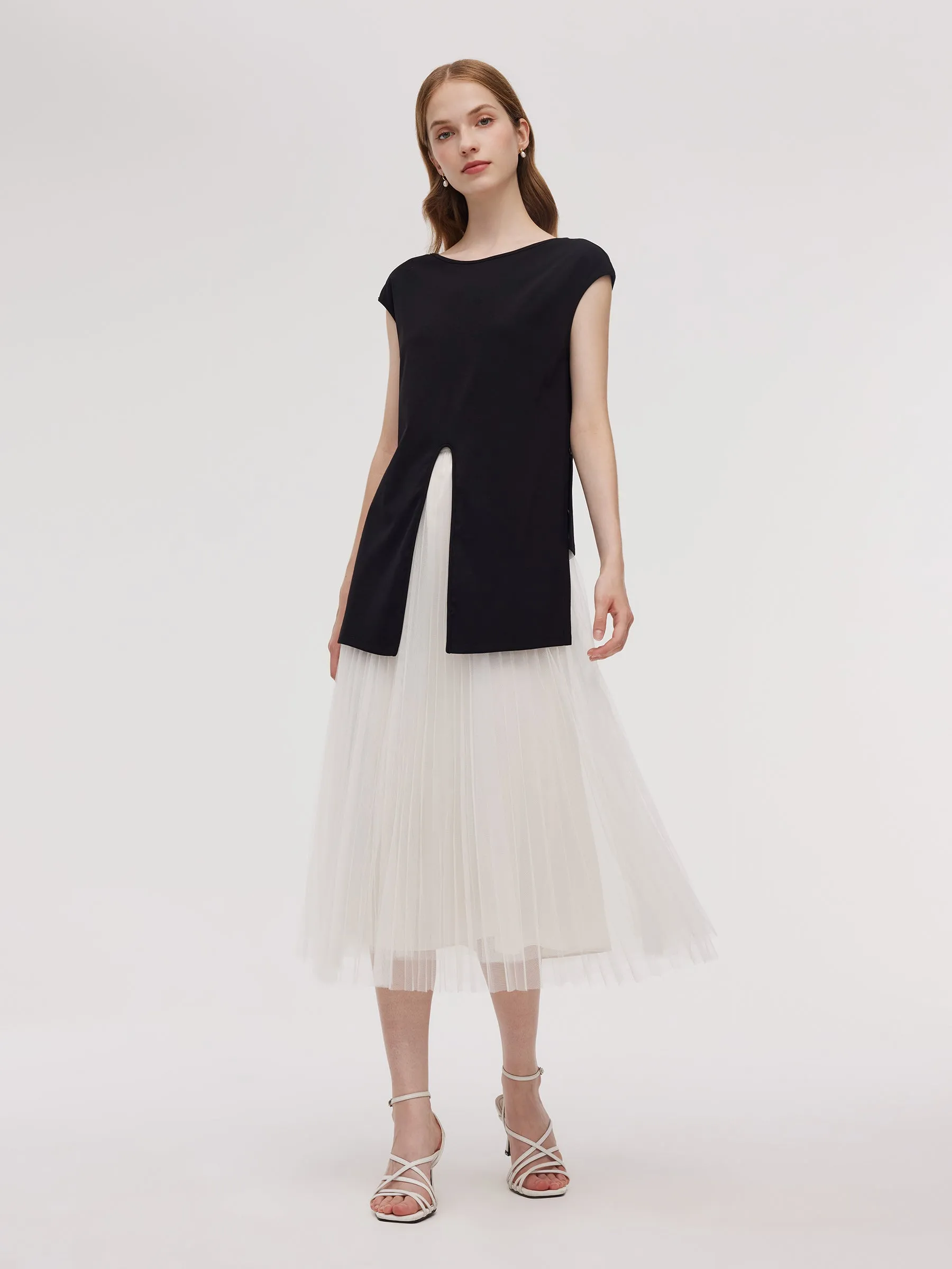 Adjustable Hem Knit Top And Mesh Pleated Skirt Two-Piece Set sold by Goelia product image thumbnail 2