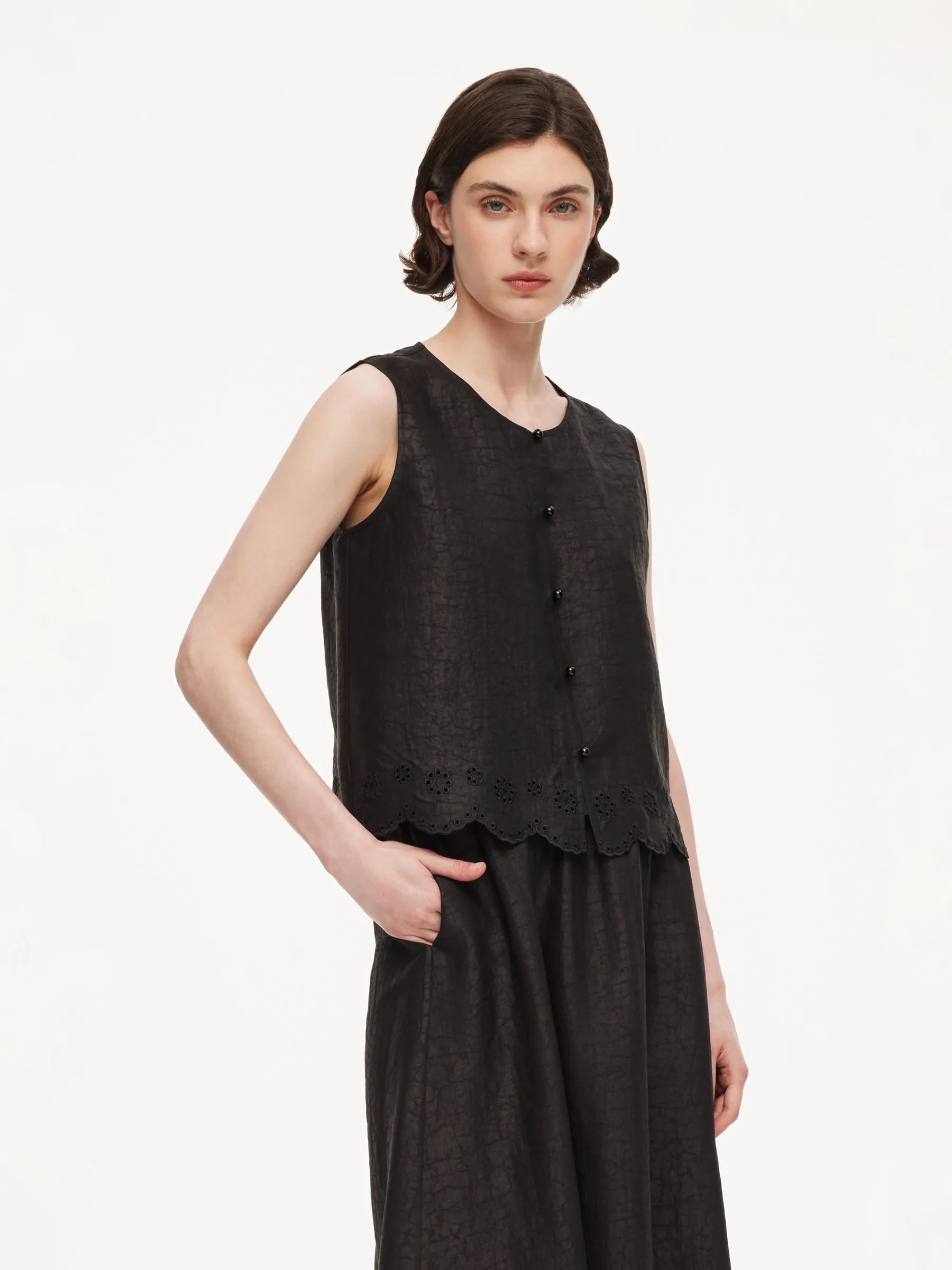18MM Gambiered Canton Gauze Women Embroidered Hem Vest sold by Goelia product image thumbnail 2