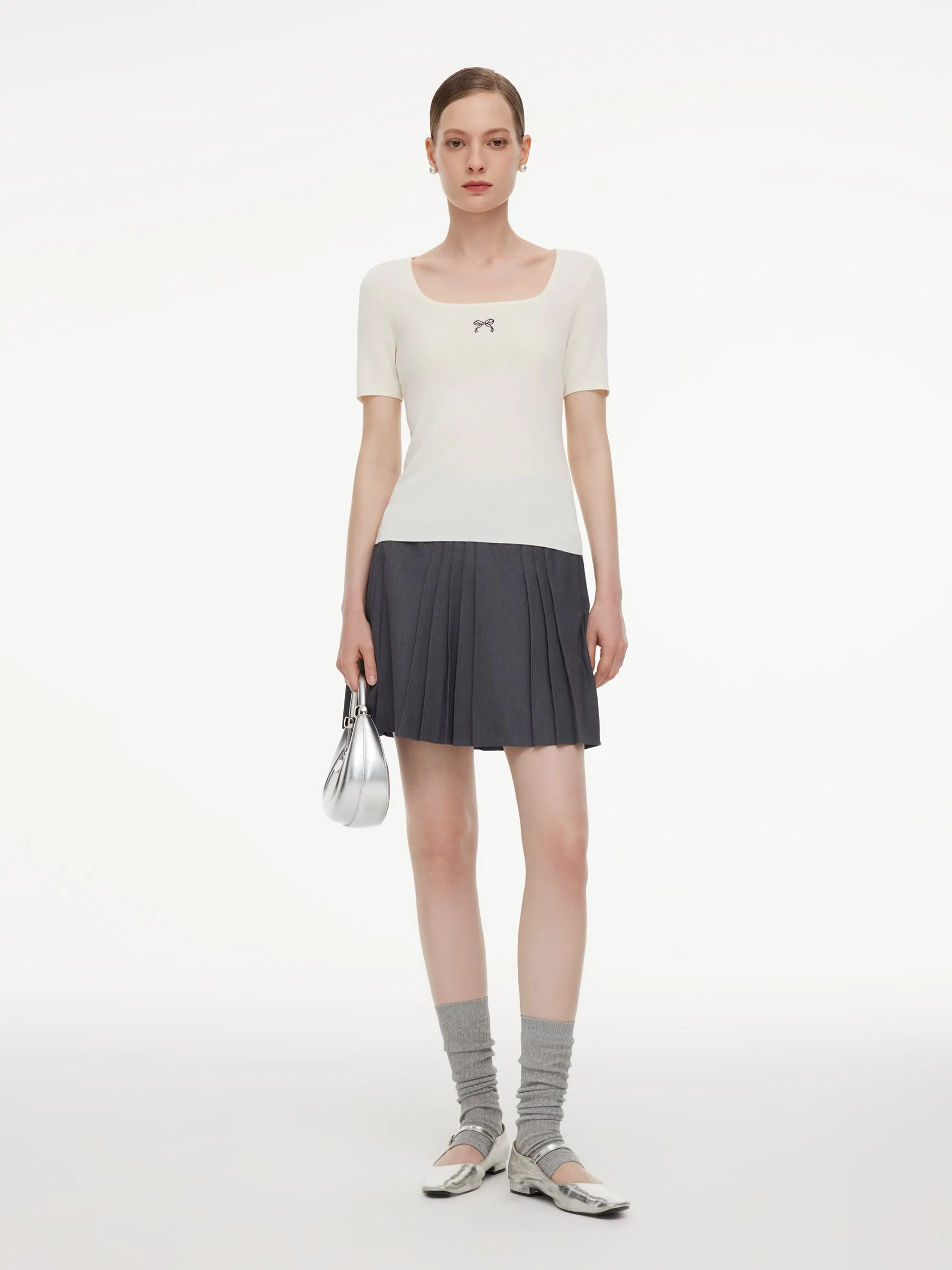 A-Line Pleated Women Skirt With Belt sold by Goelia product image thumbnail 4