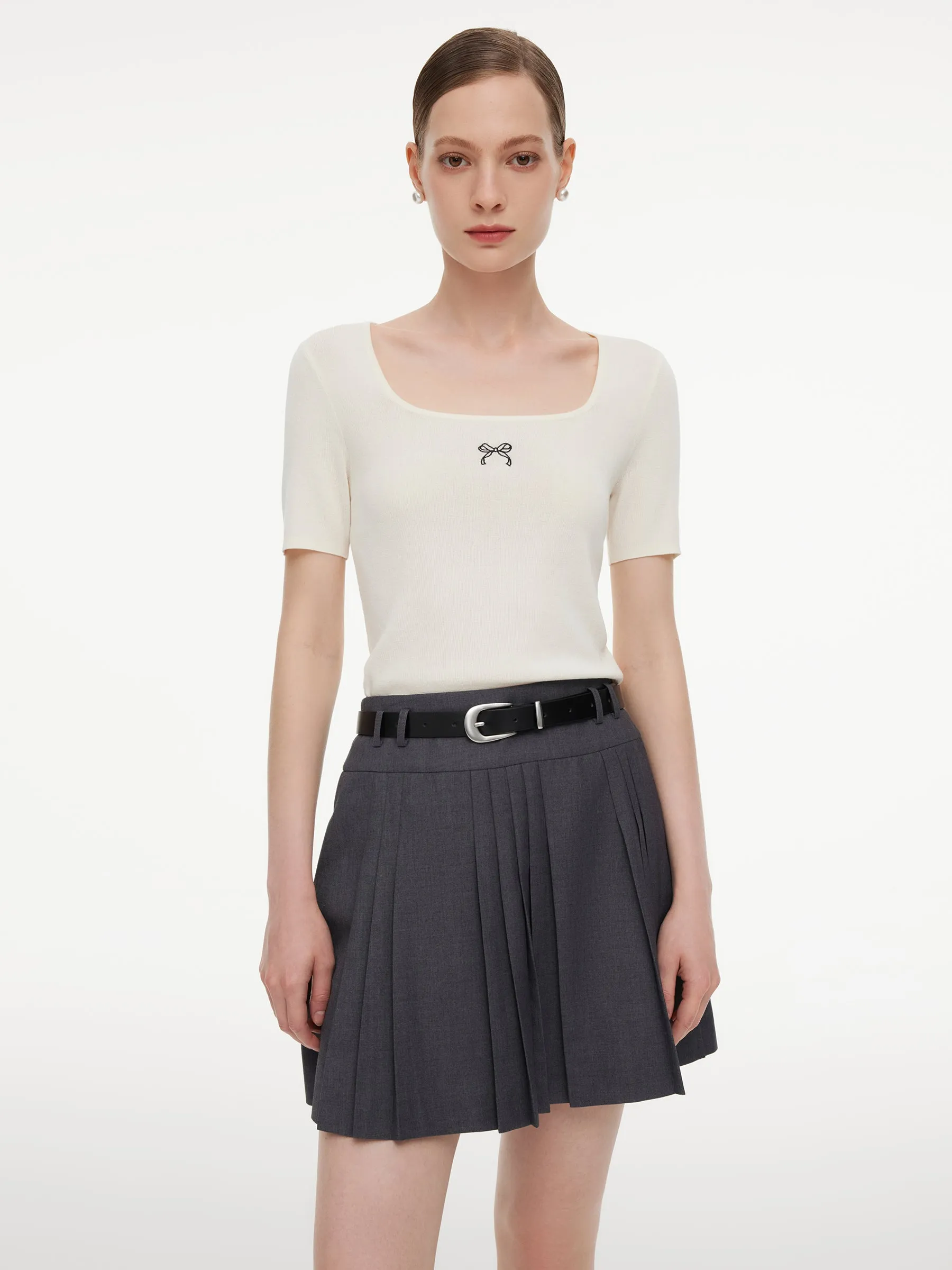 A-Line Pleated Women Skirt With Belt sold by Goelia product image thumbnail 3