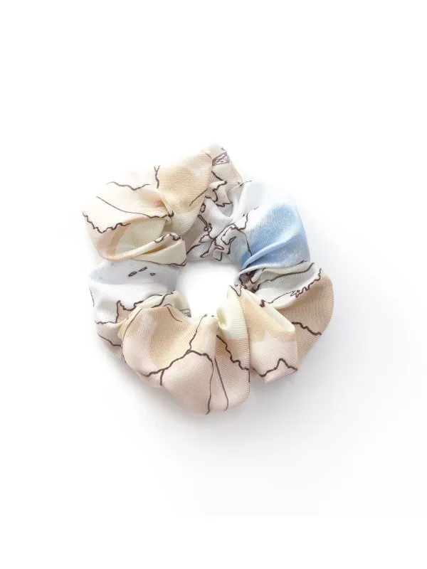Multicolored Print Women Scrunchie made by Goelia