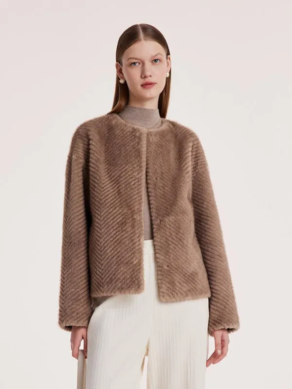 Eco-friendly Fur Short Round Neck Women Coat sold by Goelia