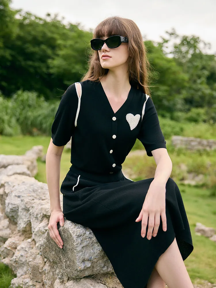 V-Neck Cut-Out Knitted Top And Half Skirt Two-Piece Set sold by Goelia product image thumbnail 4