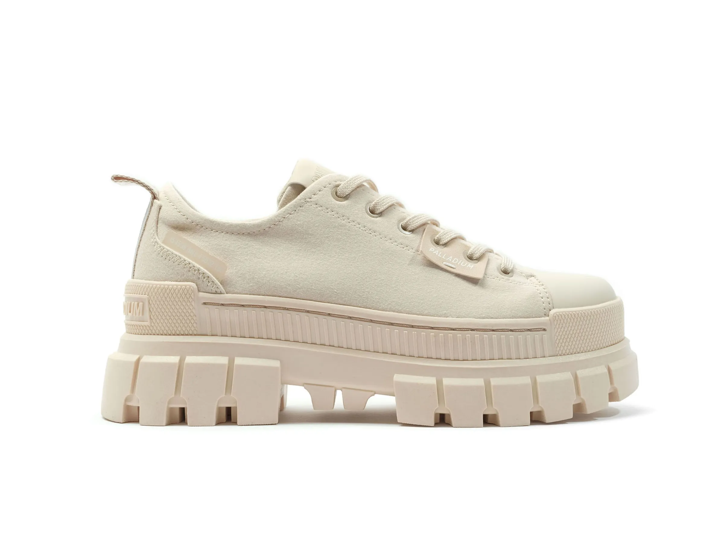 97243-260-M | REVOLT LO TX | SAND sold by Palladium Boots