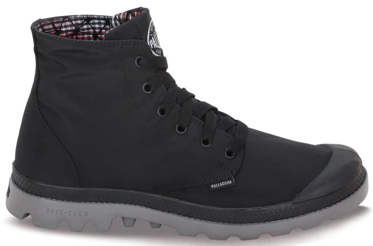03085-068-M | PAMPA PUDDLE LITE WP | BLACK/METAL sold by Palladium Boots