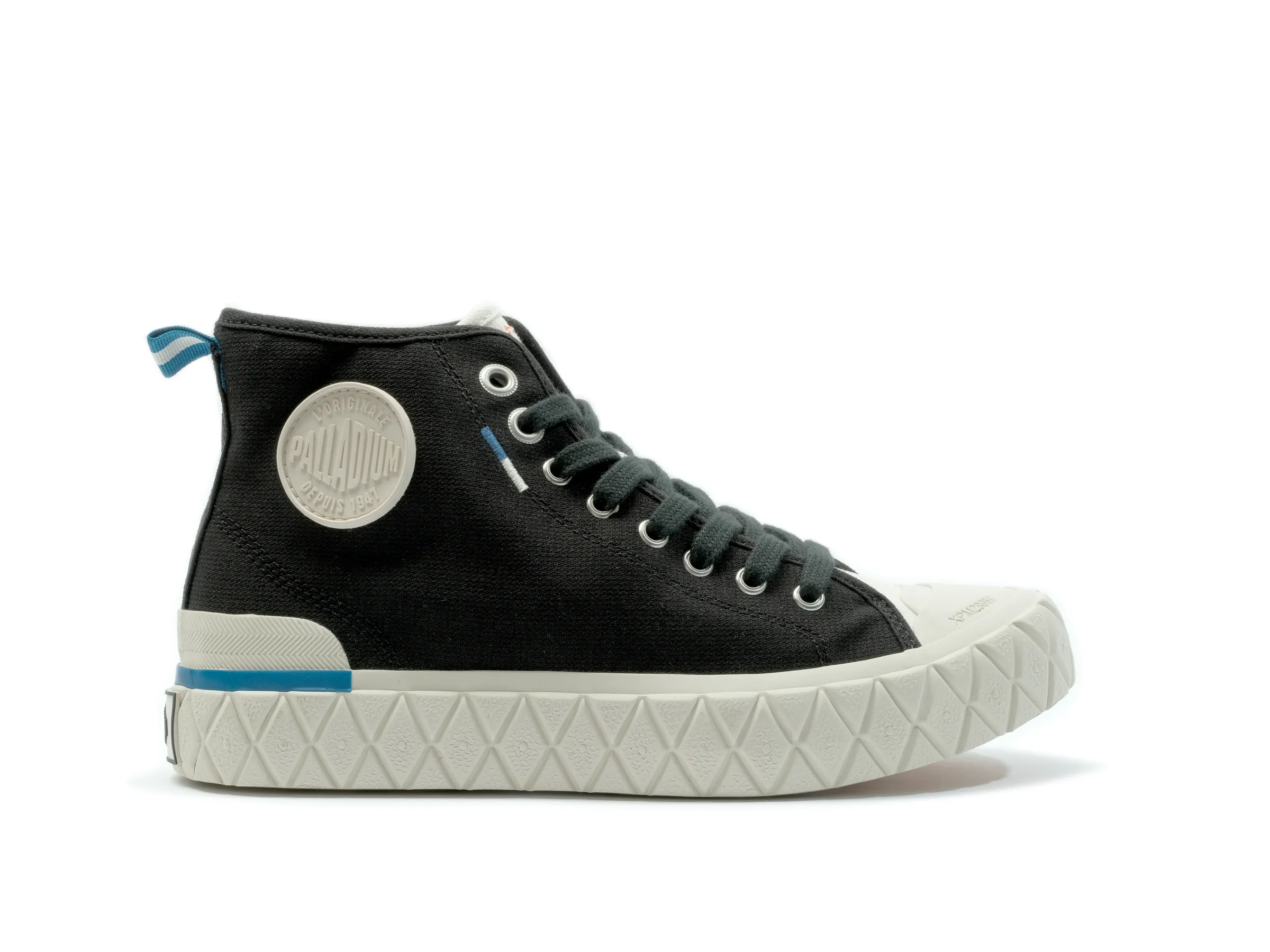 79142-008-M | PALLA ACE CHUKKA ORGANIC | BLACK sold by Palladium Boots