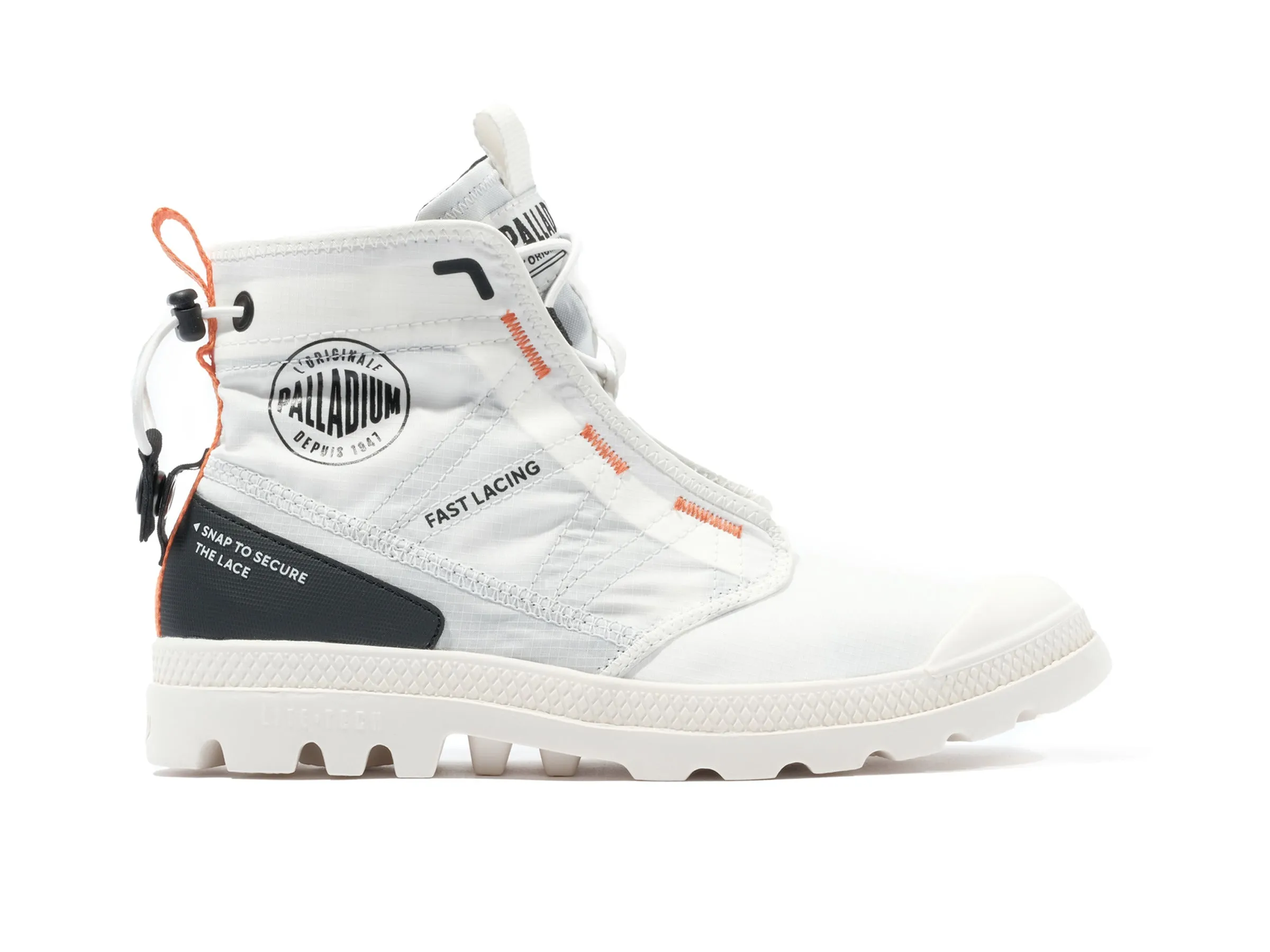 09104-181-M | PAMPA TRAVEL LITE RS | STAR WHITE/BLACK sold by Palladium Boots