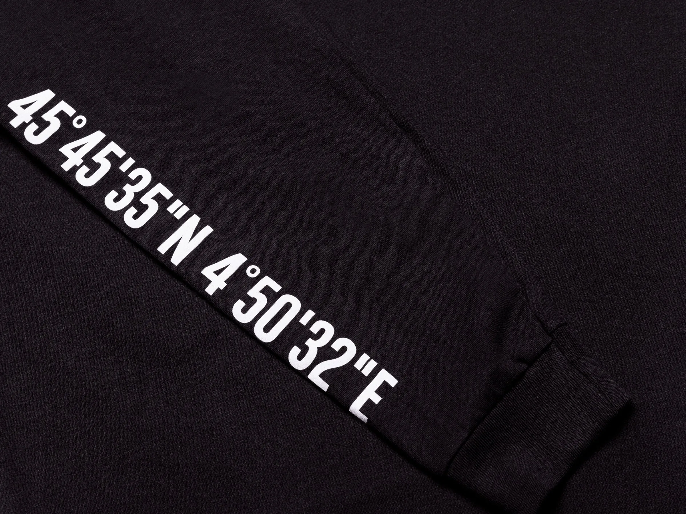 176484-008 | UOP LONG SLV T-SHIRT | BLACK sold by Palladium Boots product image thumbnail 4