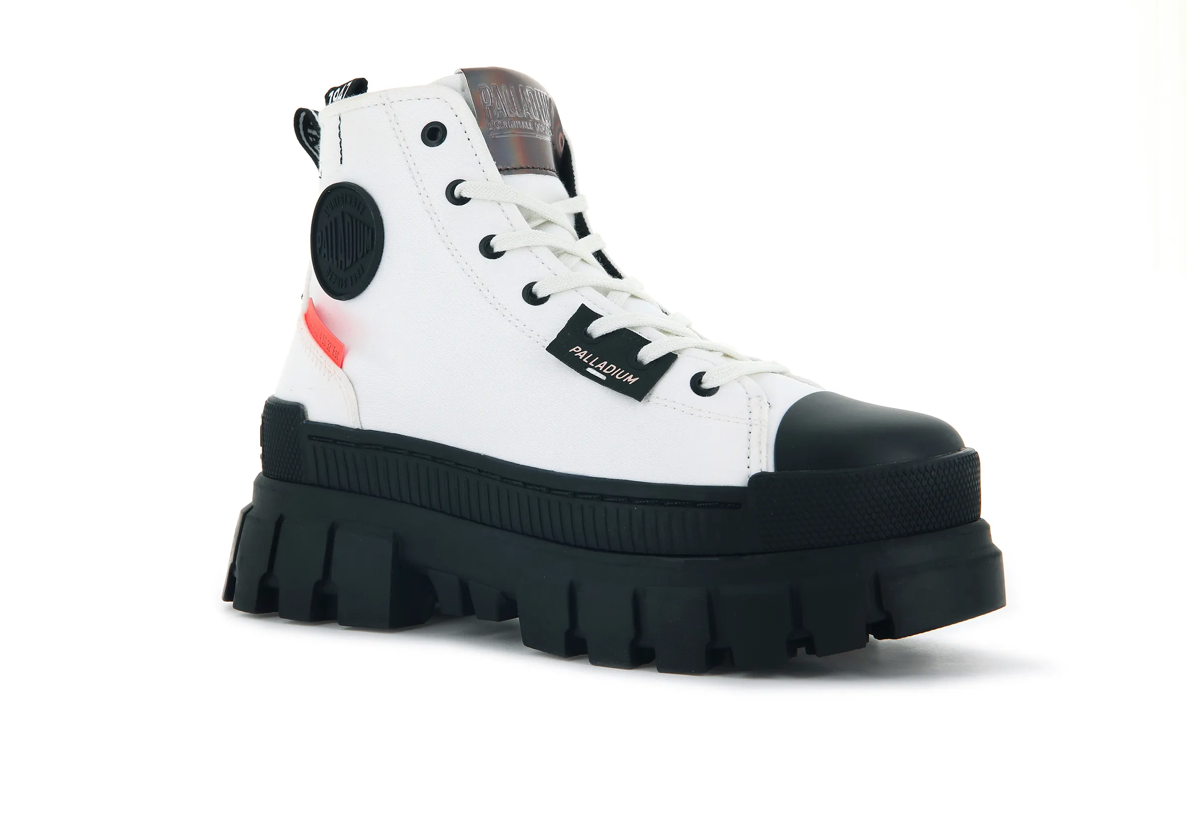 97242-116-M | REVOLT HI TX | STAR WHITE sold by Palladium Boots product image thumbnail 2