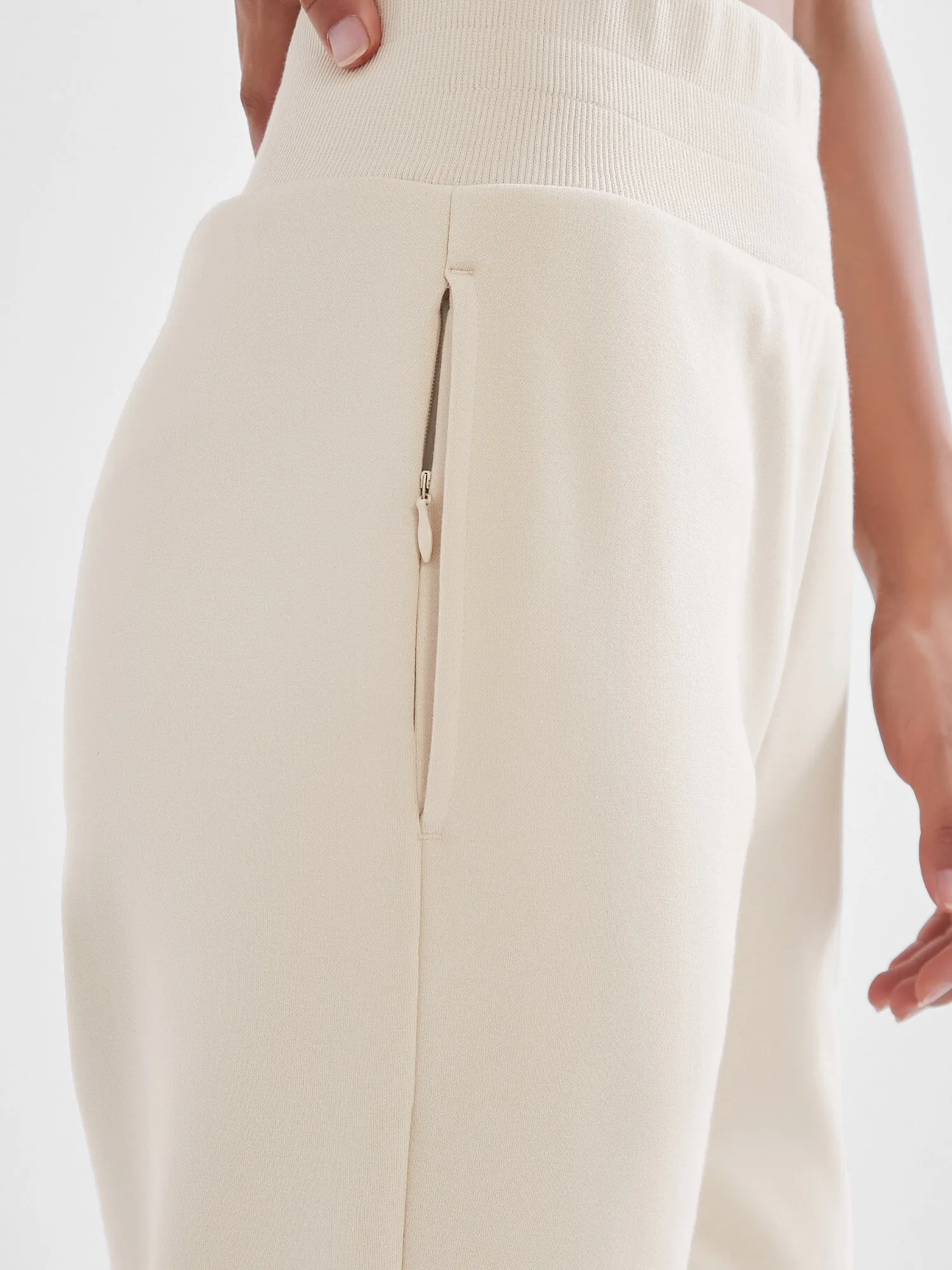 Cubby Jogger | Core Colors sold by Supesu product image thumbnail 4