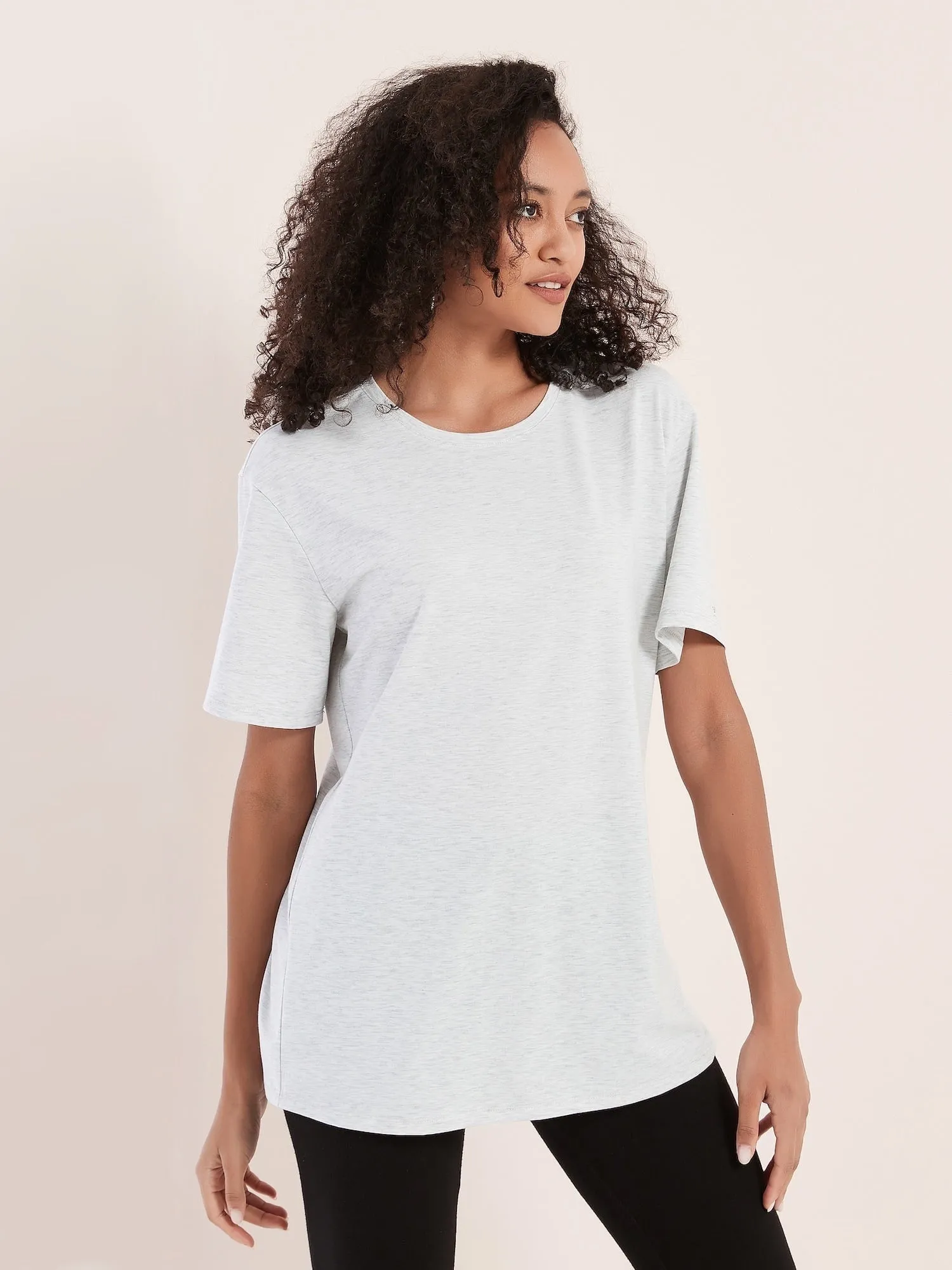 OSZ Tee sold by Supesu