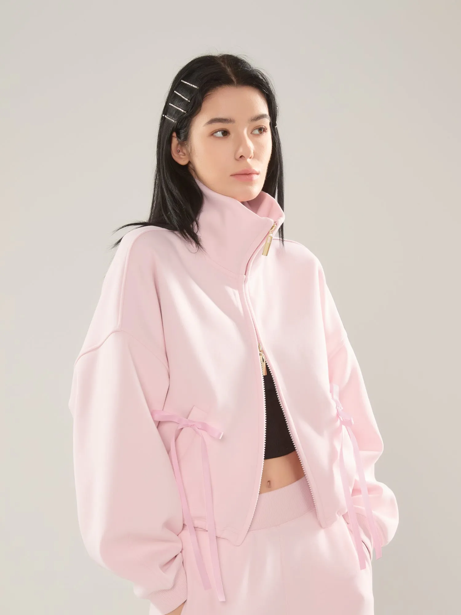 🎀 Cubby Mockneck Zip-Up, Cropped sold by Supesu