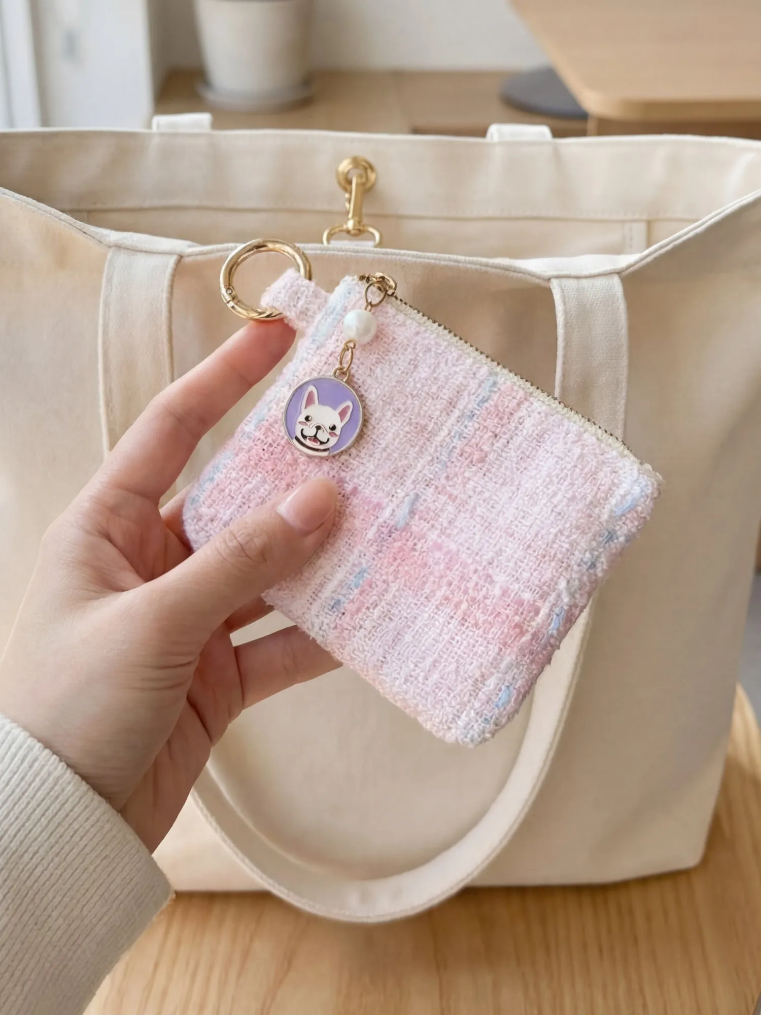 The Linton Coin Case sold by Supesu product image thumbnail 5