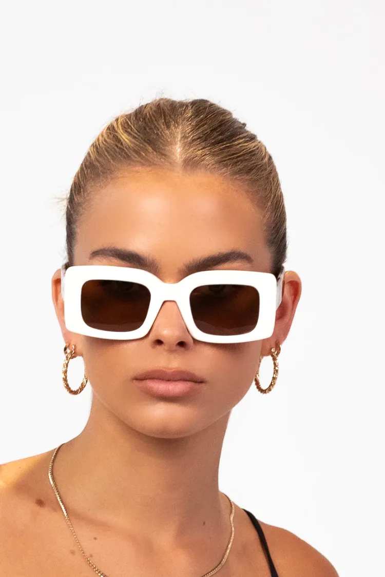 The Kendall Sunglasses - Ivory/ Tortoiseshell sold by Confête product image thumbnail 3