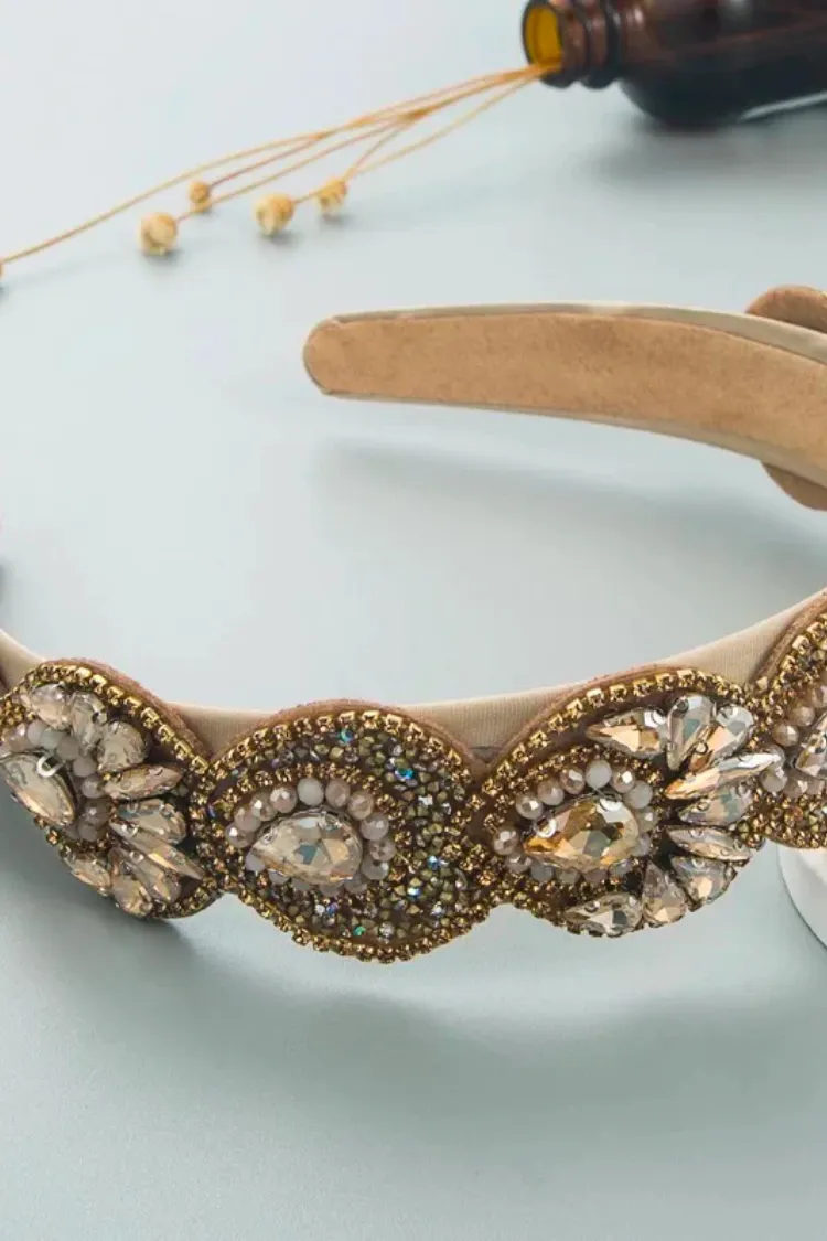 Evelyn Headband sold by Confête product image thumbnail 2