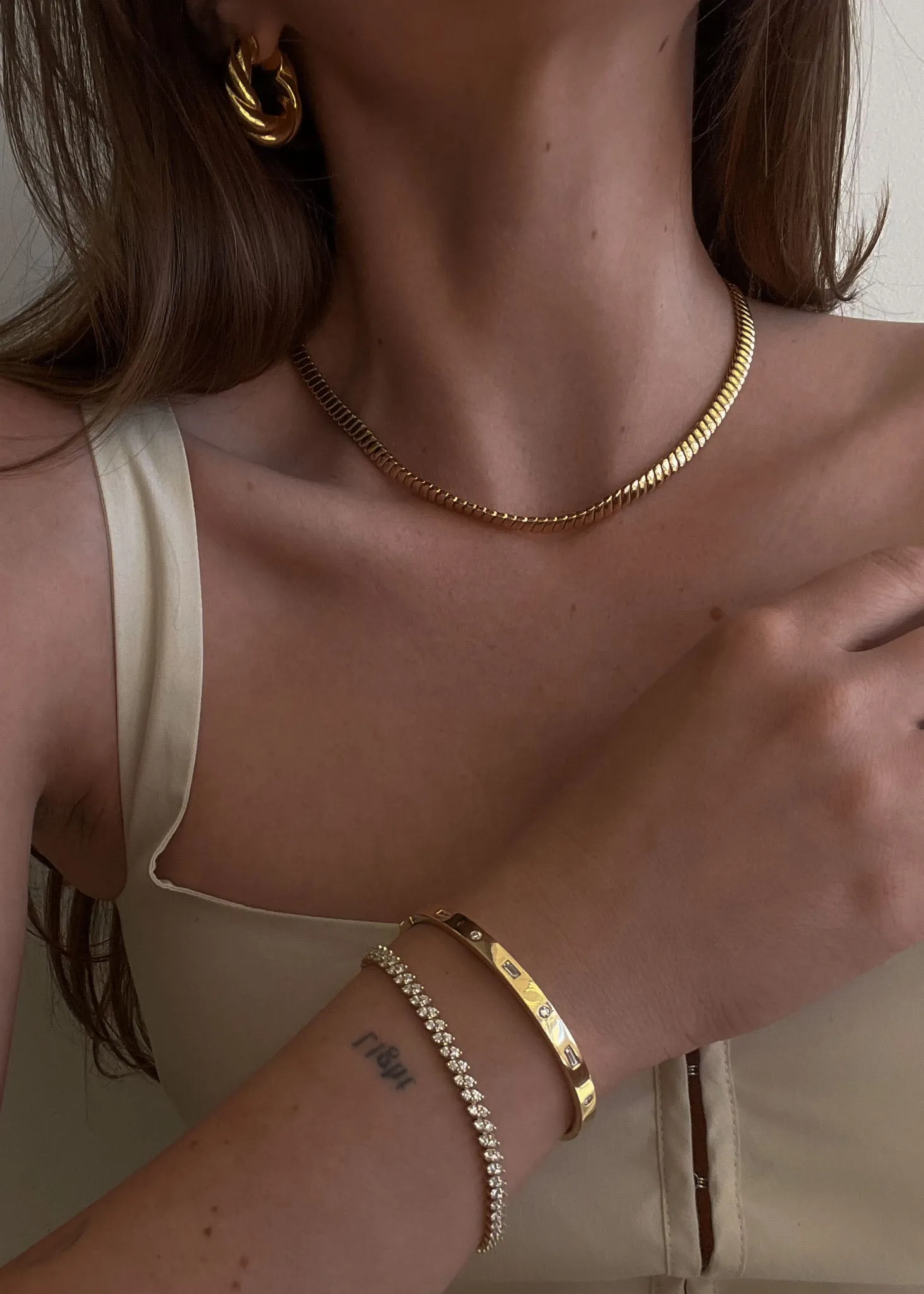 Taylor Twist Hoop Earrings sold by Kinn product image thumbnail 4