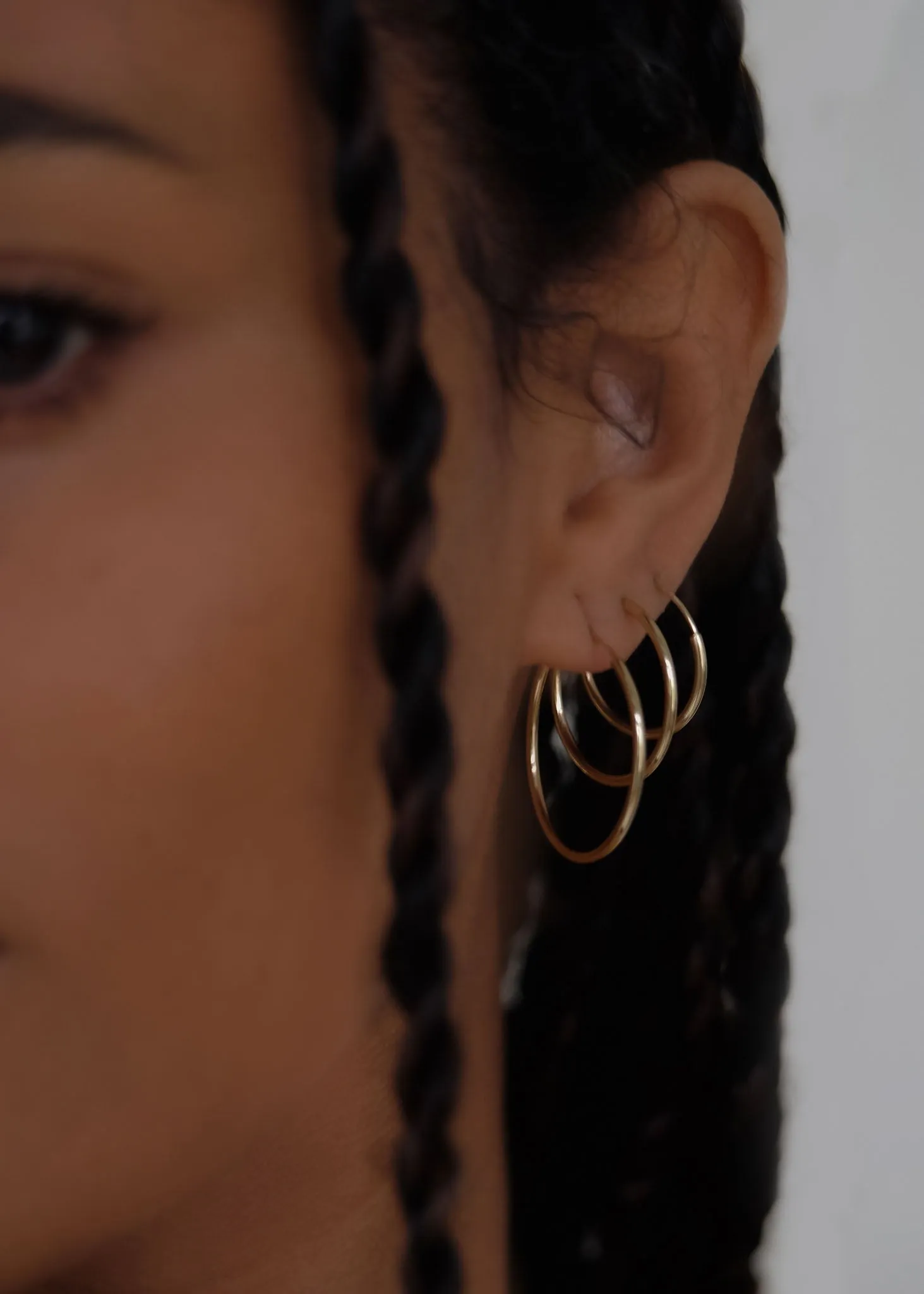 Lightweight Hoop Earrings Medium sold by Kinn product image thumbnail 2