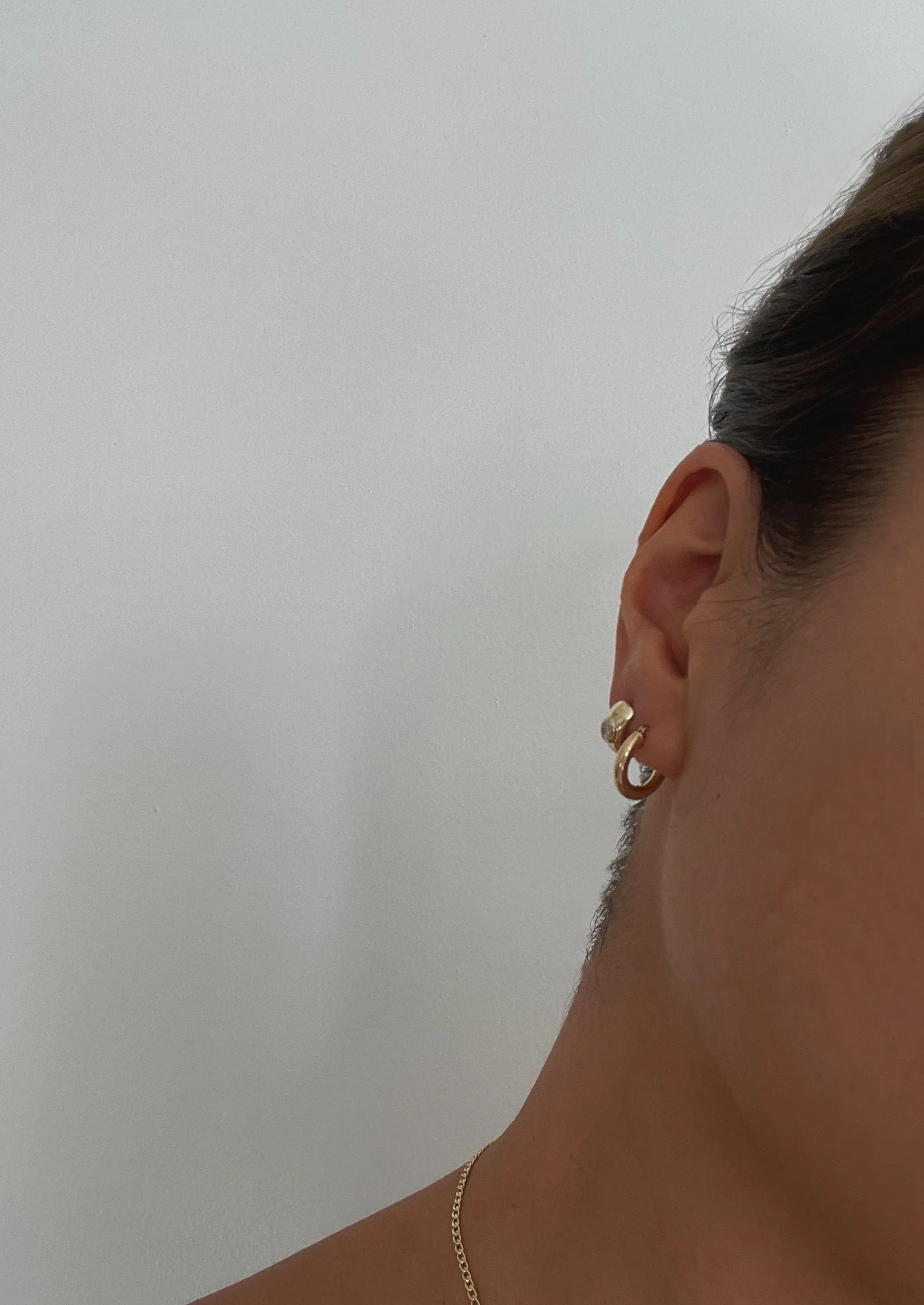 Classic Hoop Earrings Extra Small sold by Kinn product image thumbnail 4