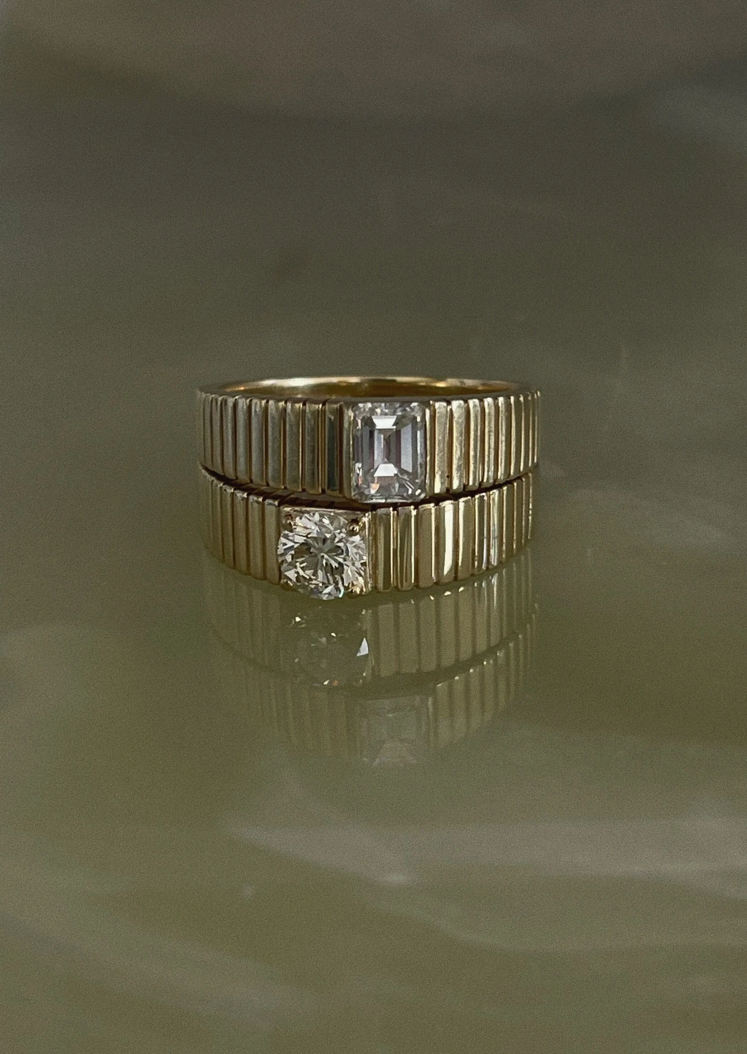 Solis Ribbed Ring Emerald Diamond sold by Kinn product image thumbnail 4