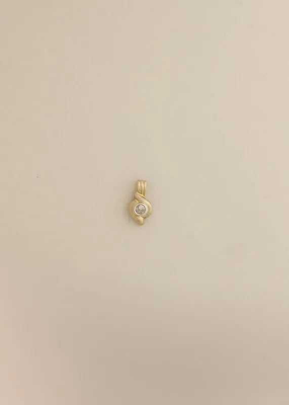 Vintage Round Diamond Pendant sold by Kinn