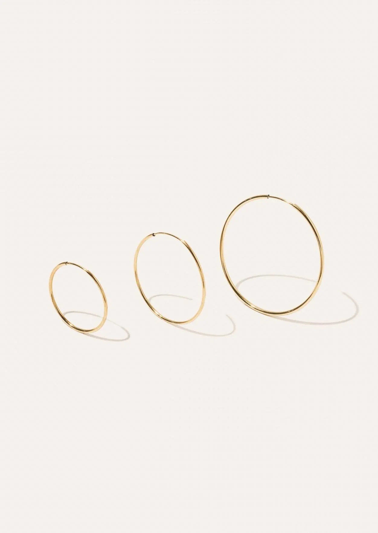 Lightweight Hoop Earrings Small sold by Kinn product image thumbnail 5