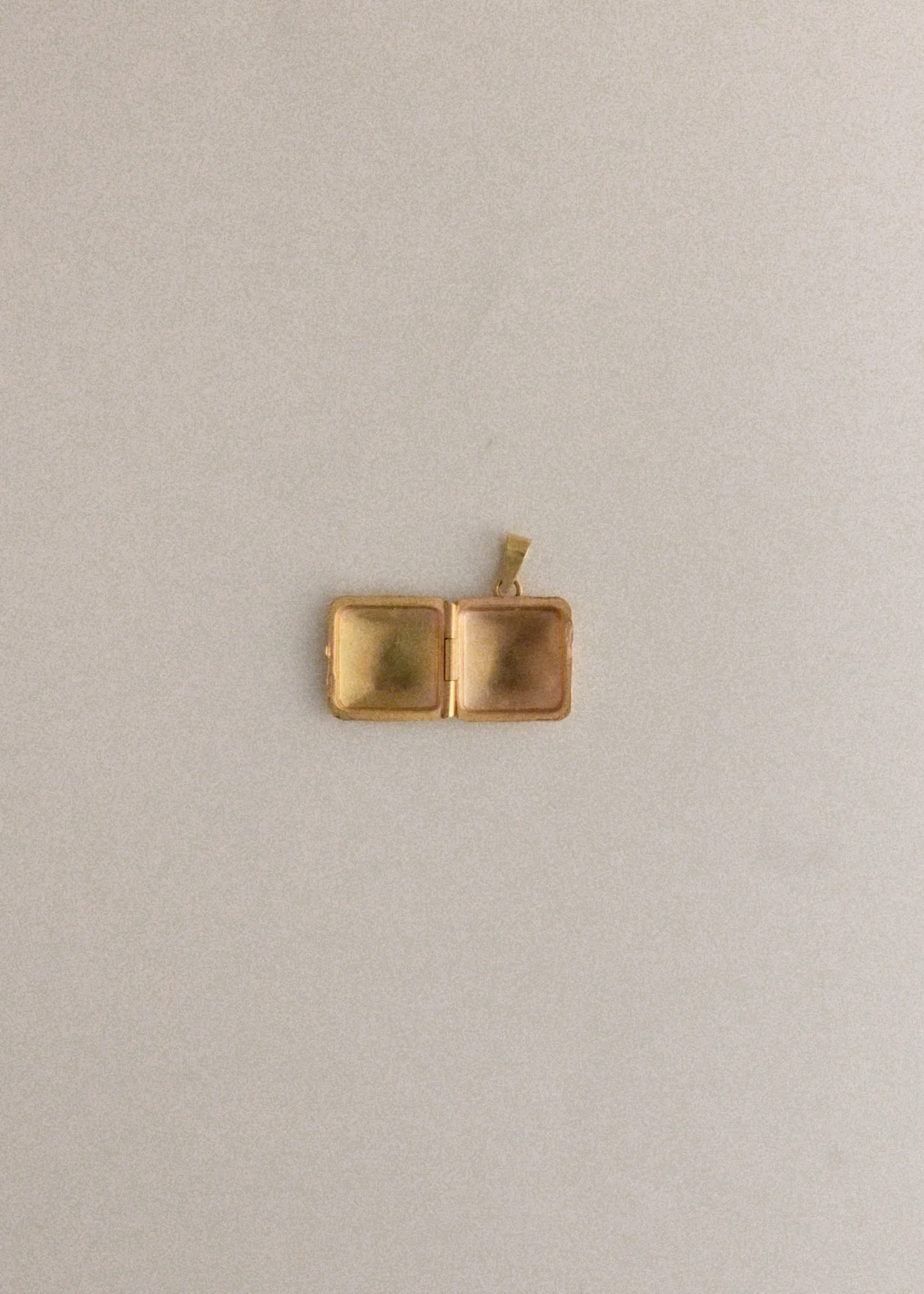 Vintage Pillow Locket sold by Kinn product image thumbnail 2