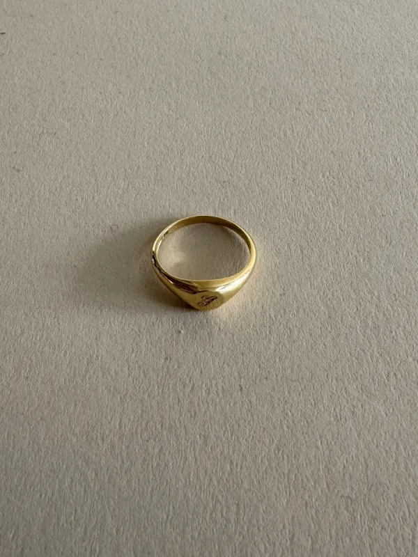 Archive Petite Classic Signet Ring - Engraved "G" sold by Kinn