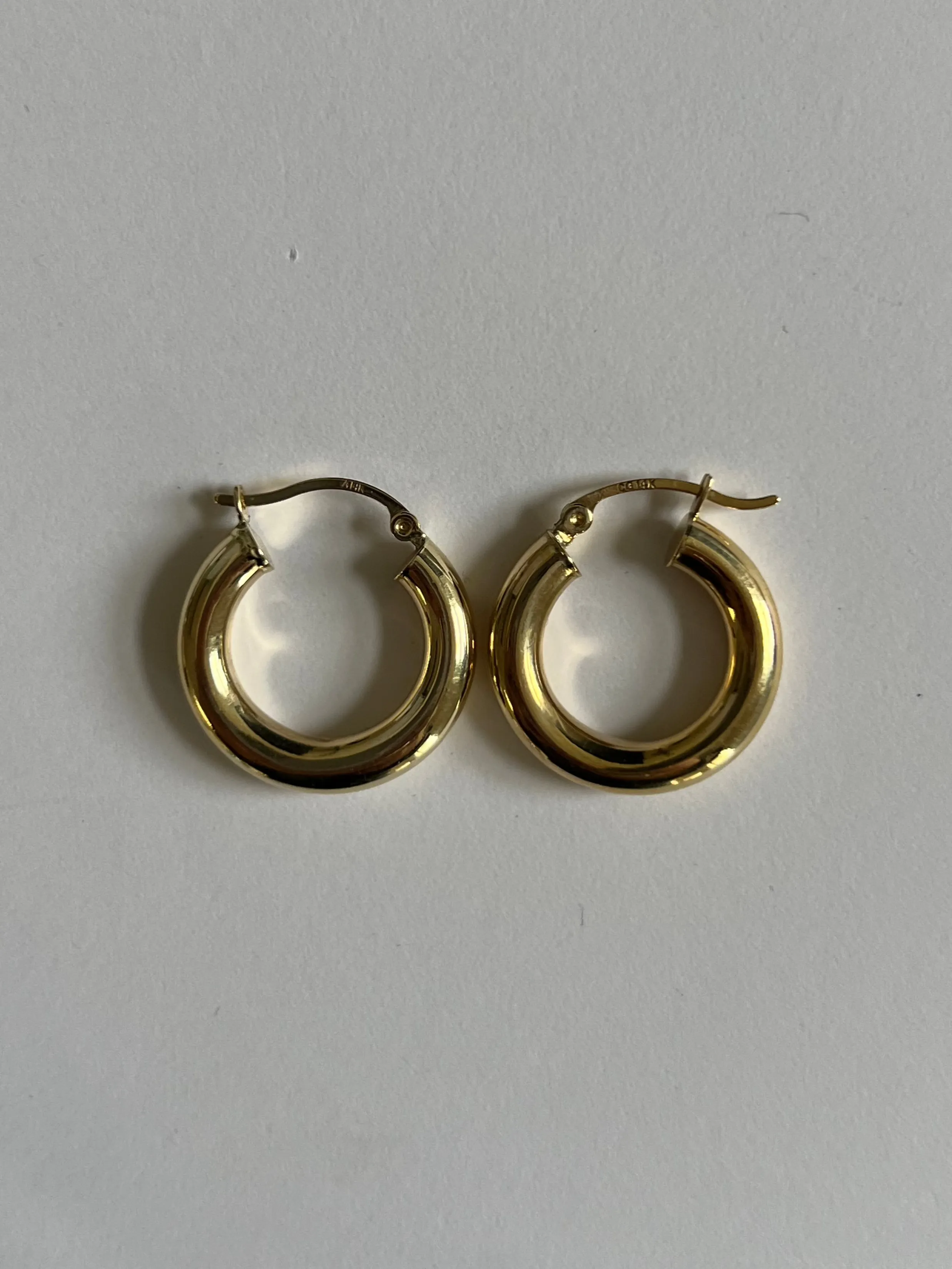 Archive Classic Hoop Earrings Small sold by Kinn