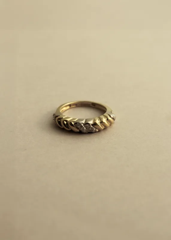 Vintage 18K Gold & Diamond Two Tone Ring - 6.5 sold by Kinn
