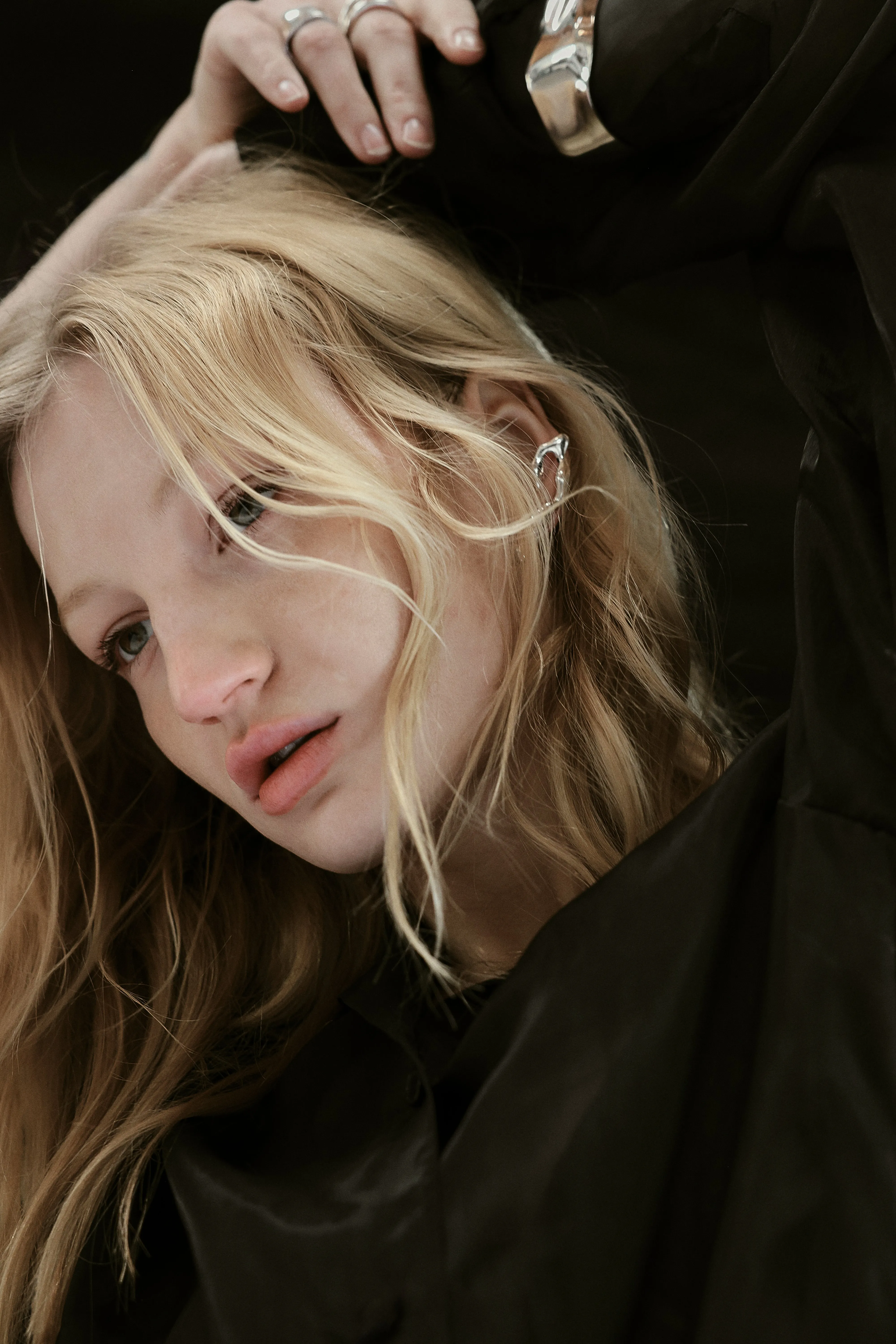 Forma Sculptural Earring Silver sold by Kinn product image thumbnail 3