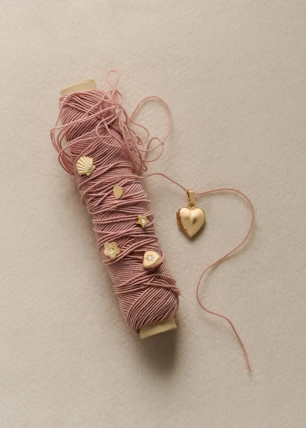 Bébé Flower Stud Earrings Diamond sold by Kinn product image thumbnail 3