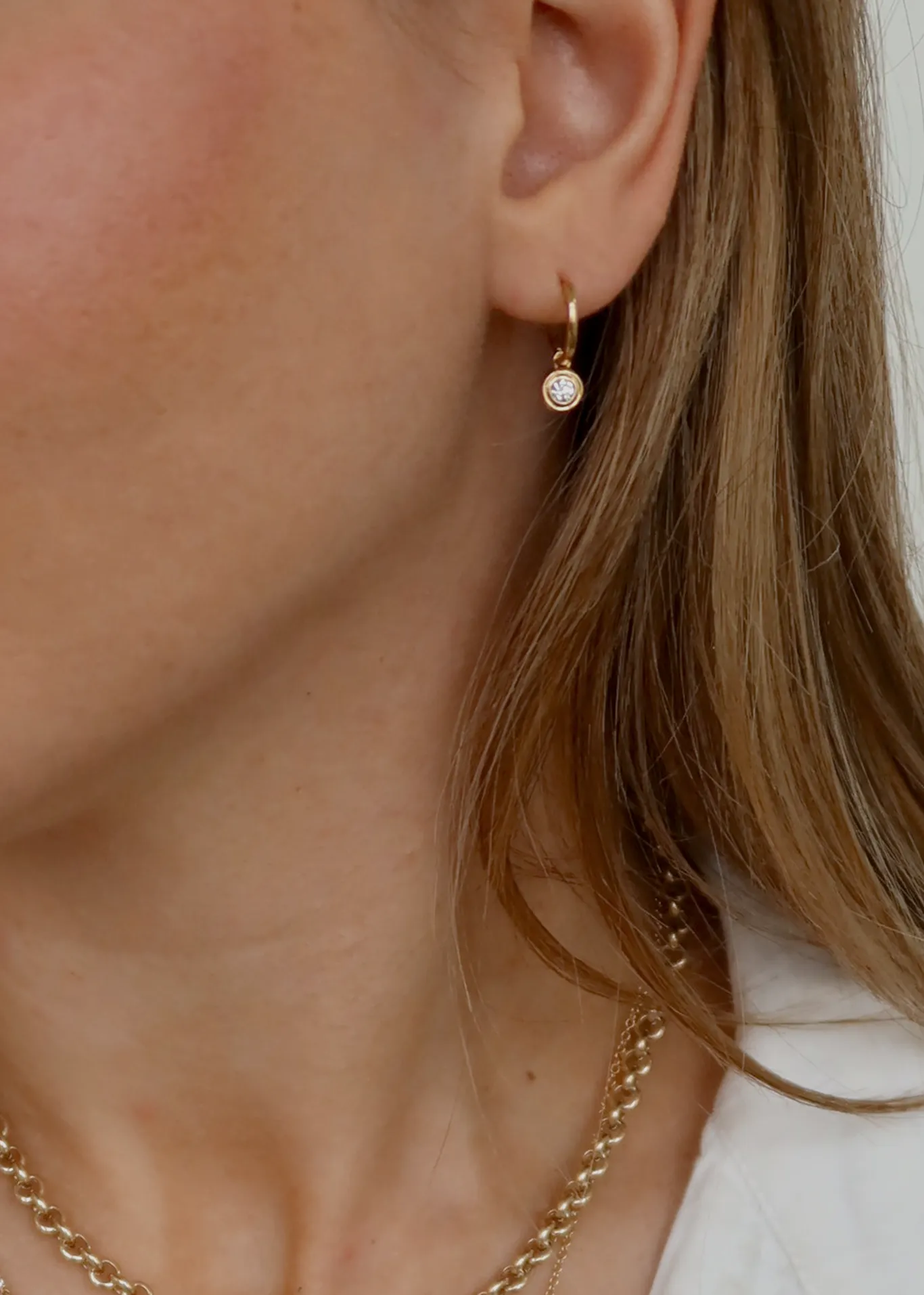 Cosette Huggie Earrings Diamond sold by Kinn product image thumbnail 4