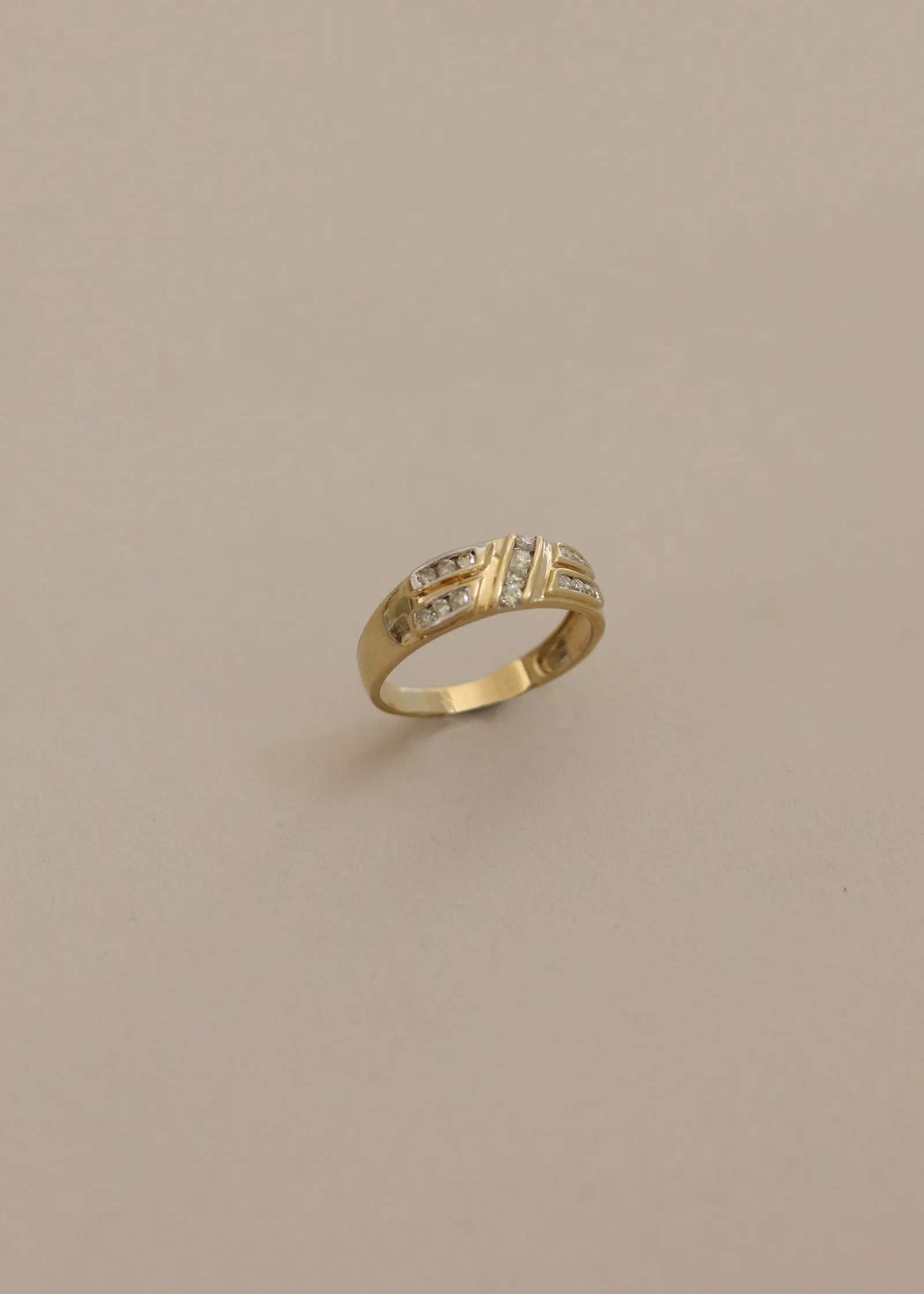 Vintage Diagonal Channel Diamond 14k Ring sold by Kinn product image thumbnail 3