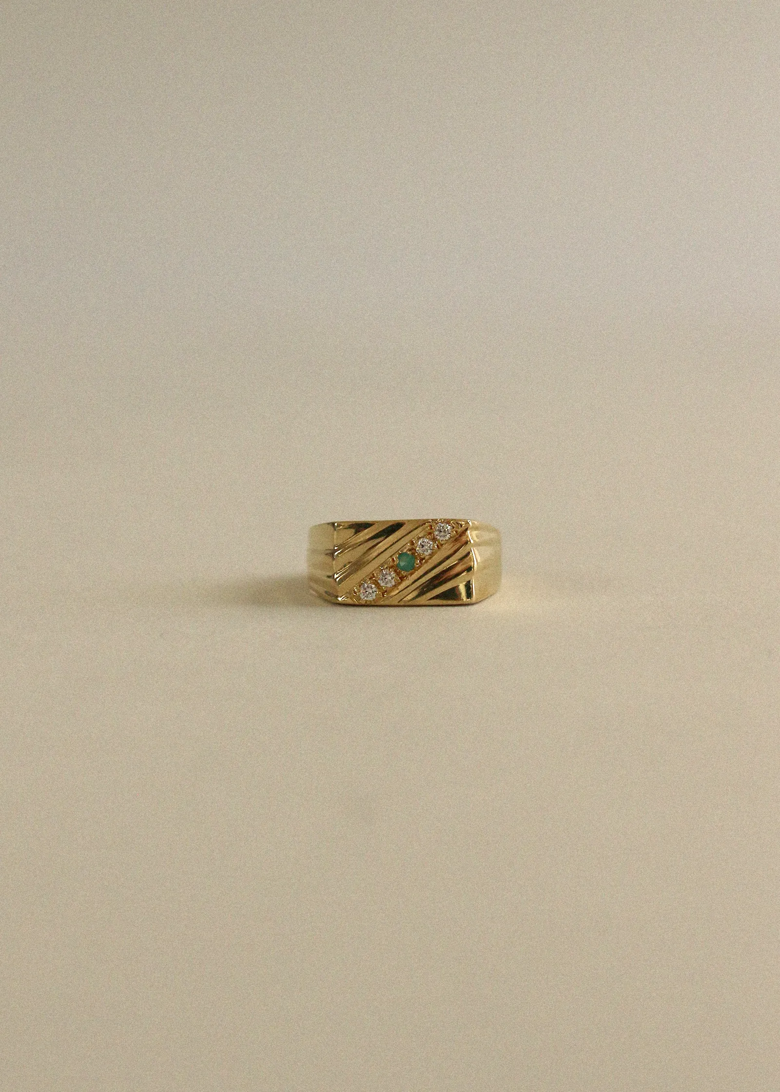 Vintage 18k Diagonal Ridge Emerald Diamond Ring sold by Kinn product image thumbnail 3