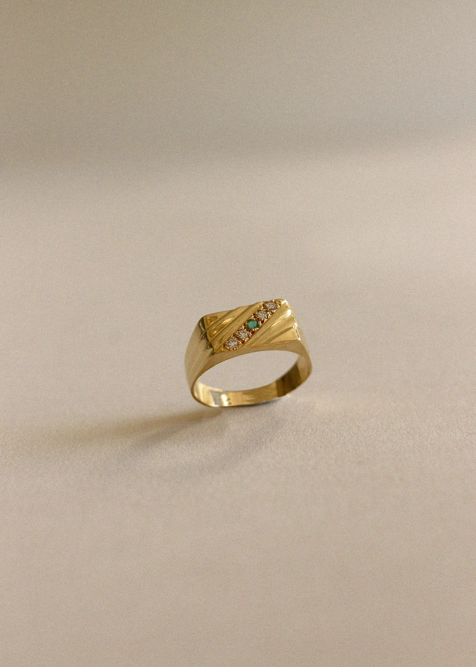 Vintage 18k Diagonal Ridge Emerald Diamond Ring sold by Kinn product image thumbnail 2