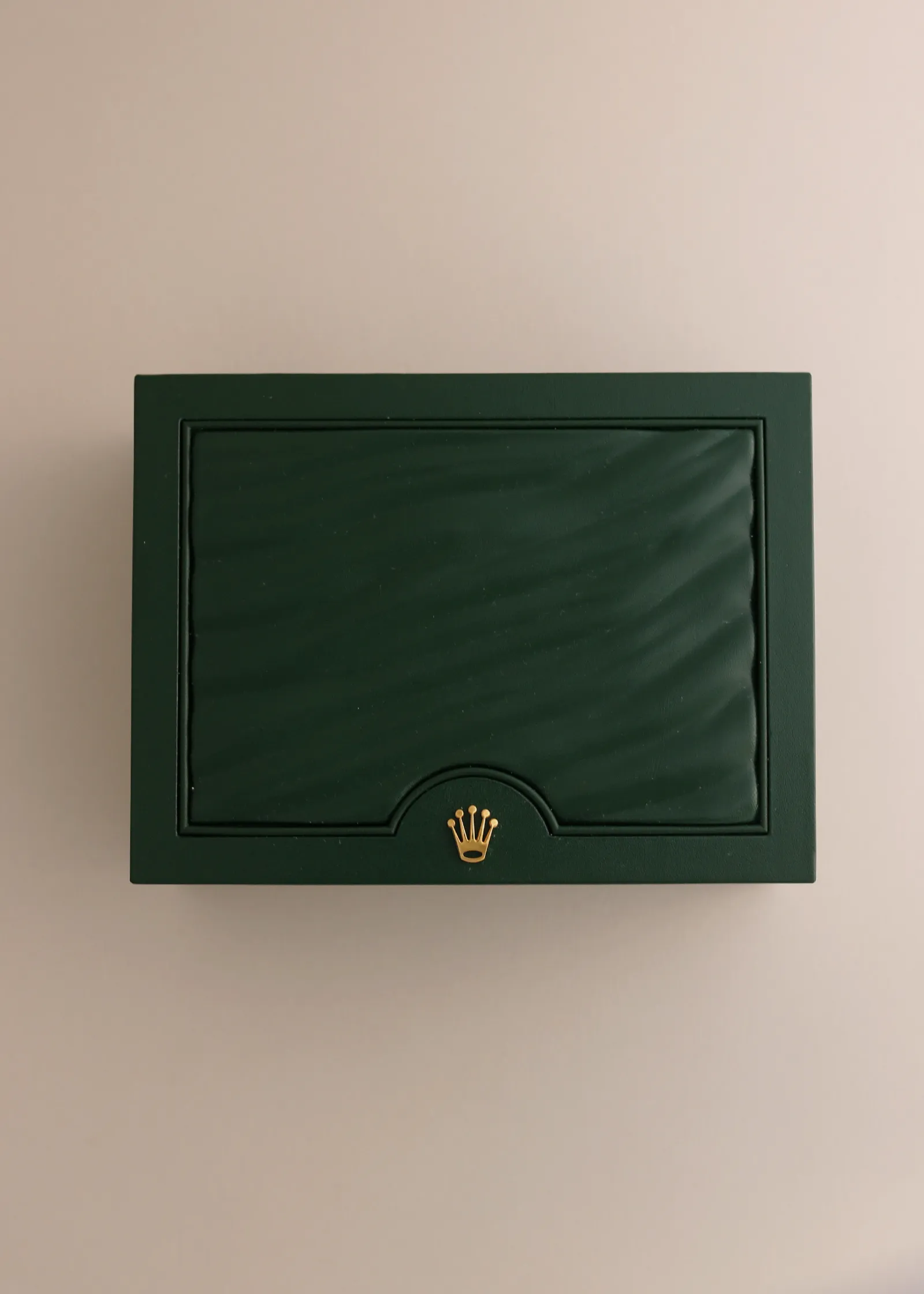 Rolex Submariner Date 16610 Engraved Rehaut sold by Kinn product image thumbnail 5