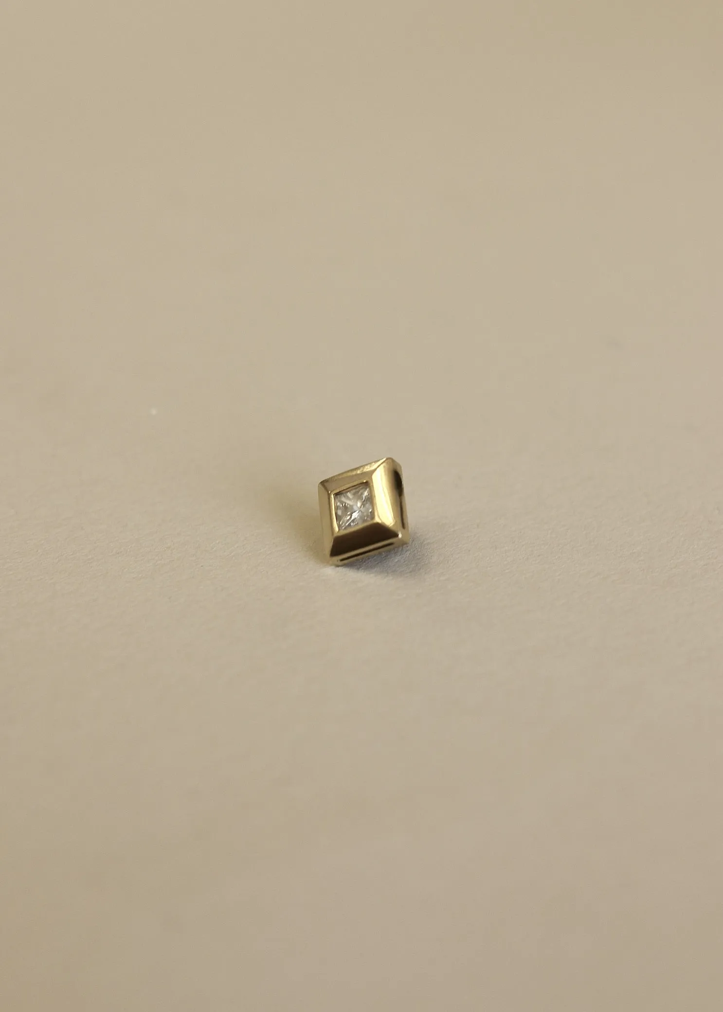 Vintage Square Pendant 18K sold by Kinn product image thumbnail 2