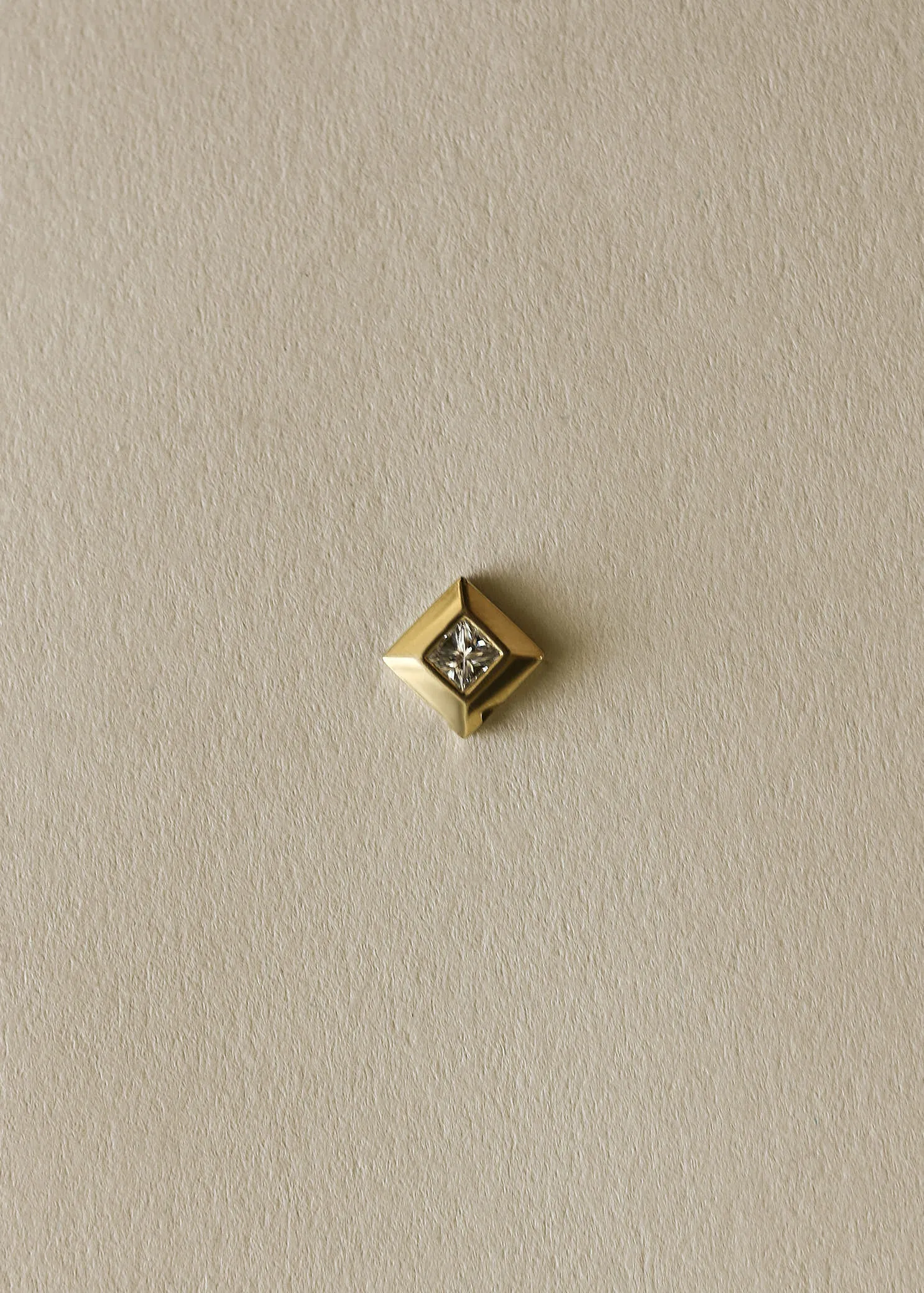 Vintage Square Pendant 18K sold by Kinn product image thumbnail 5