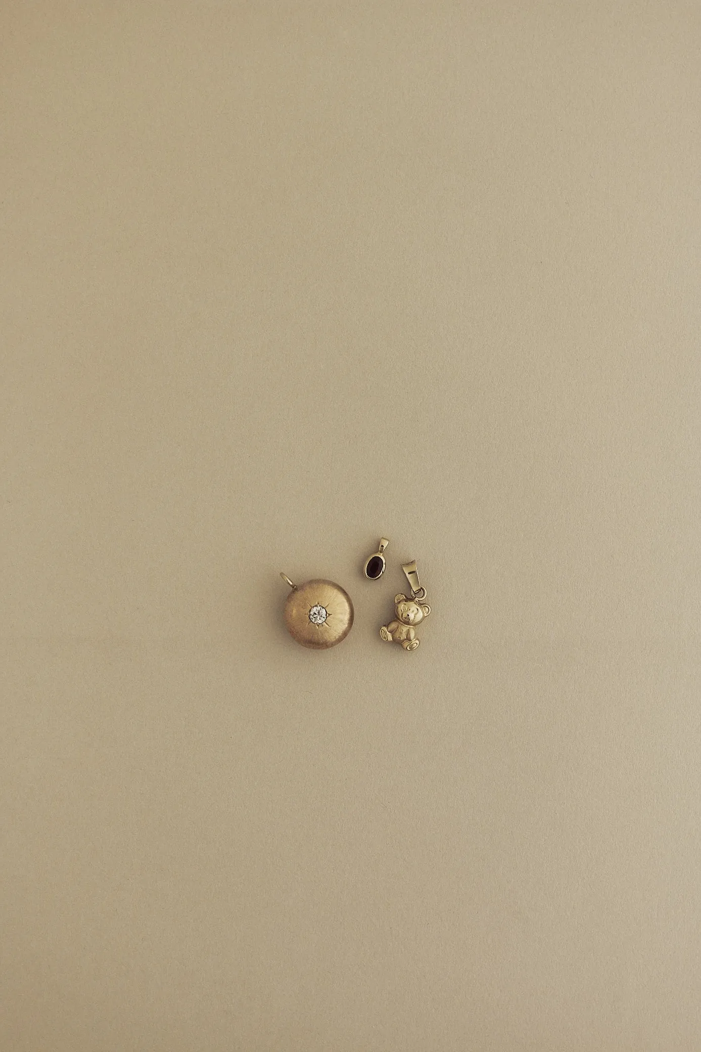 Vintage Round Puffed Pendant sold by Kinn product image thumbnail 4