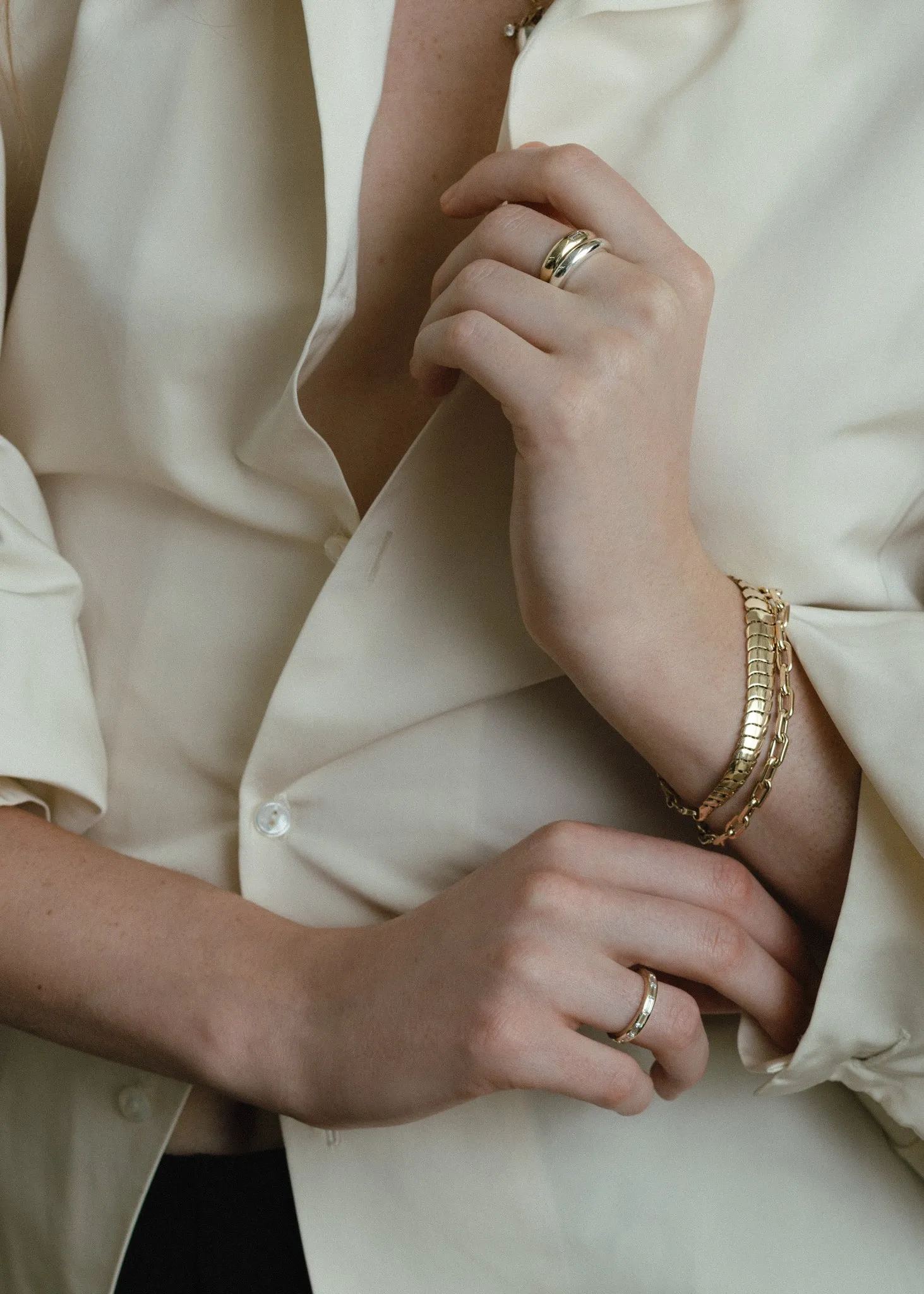 The Isabelle Baguette Band sold by Kinn product image thumbnail 4