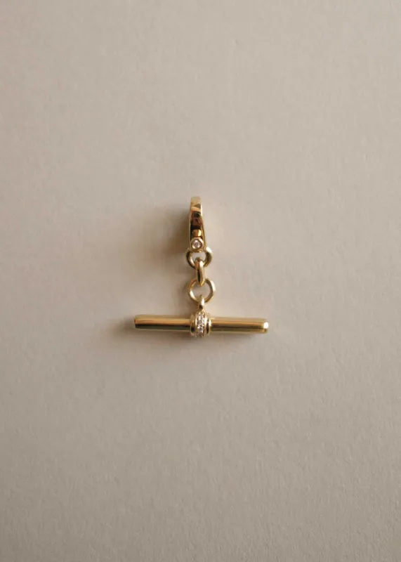 Vintage 14k Gold Faux Toggle Diamond Lariat Charm made by Kinn