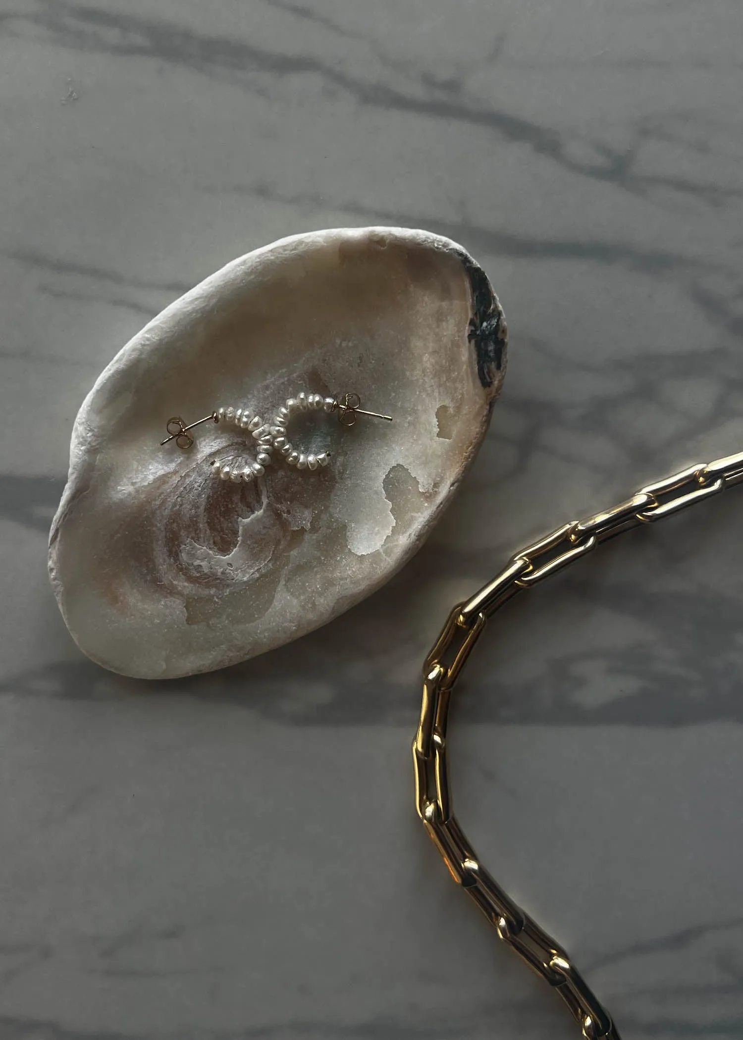 Biwa Pearl Hoop Earrings sold by Kinn product image thumbnail 4