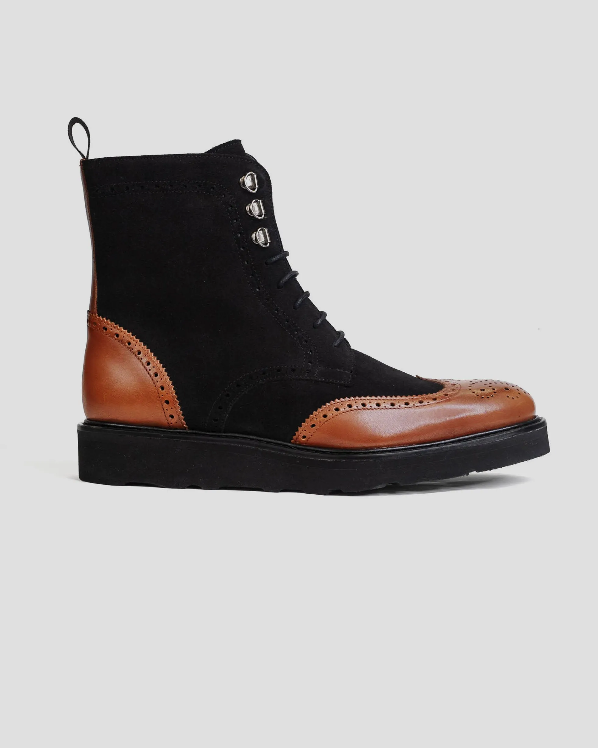 Southern Gents Rogue Sport Wingtip Boots V2 – Black + Walnut 