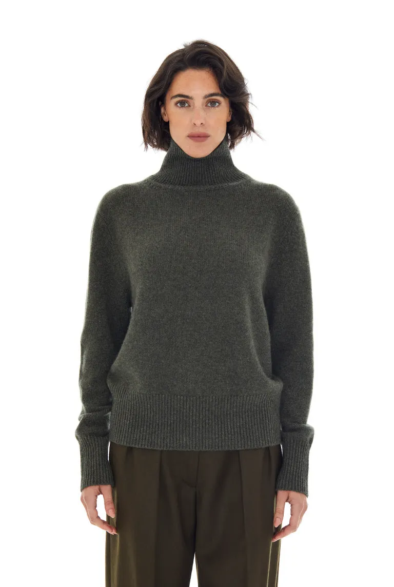 OVERSIZED TURTLENECK SWEATER sold by RENGGLI product image thumbnail 2