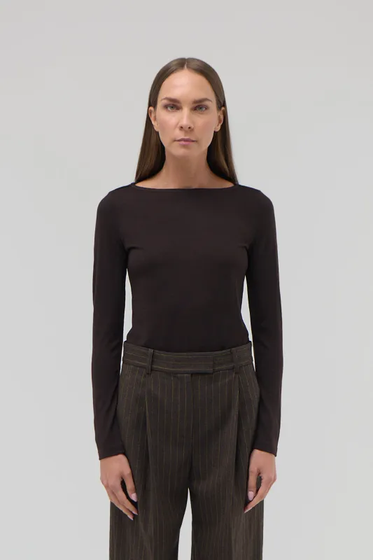 LONG SLEEVE BOATNECK TEE sold by RENGGLI